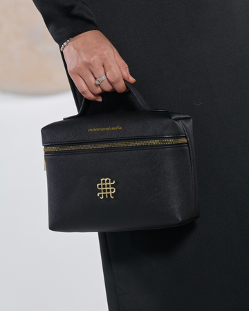 MAKEUP BAG - BLACK