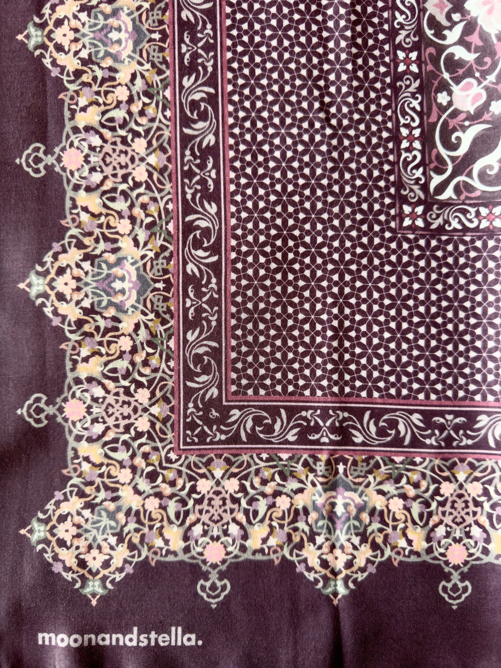 AMRA PRINTED - AMINA