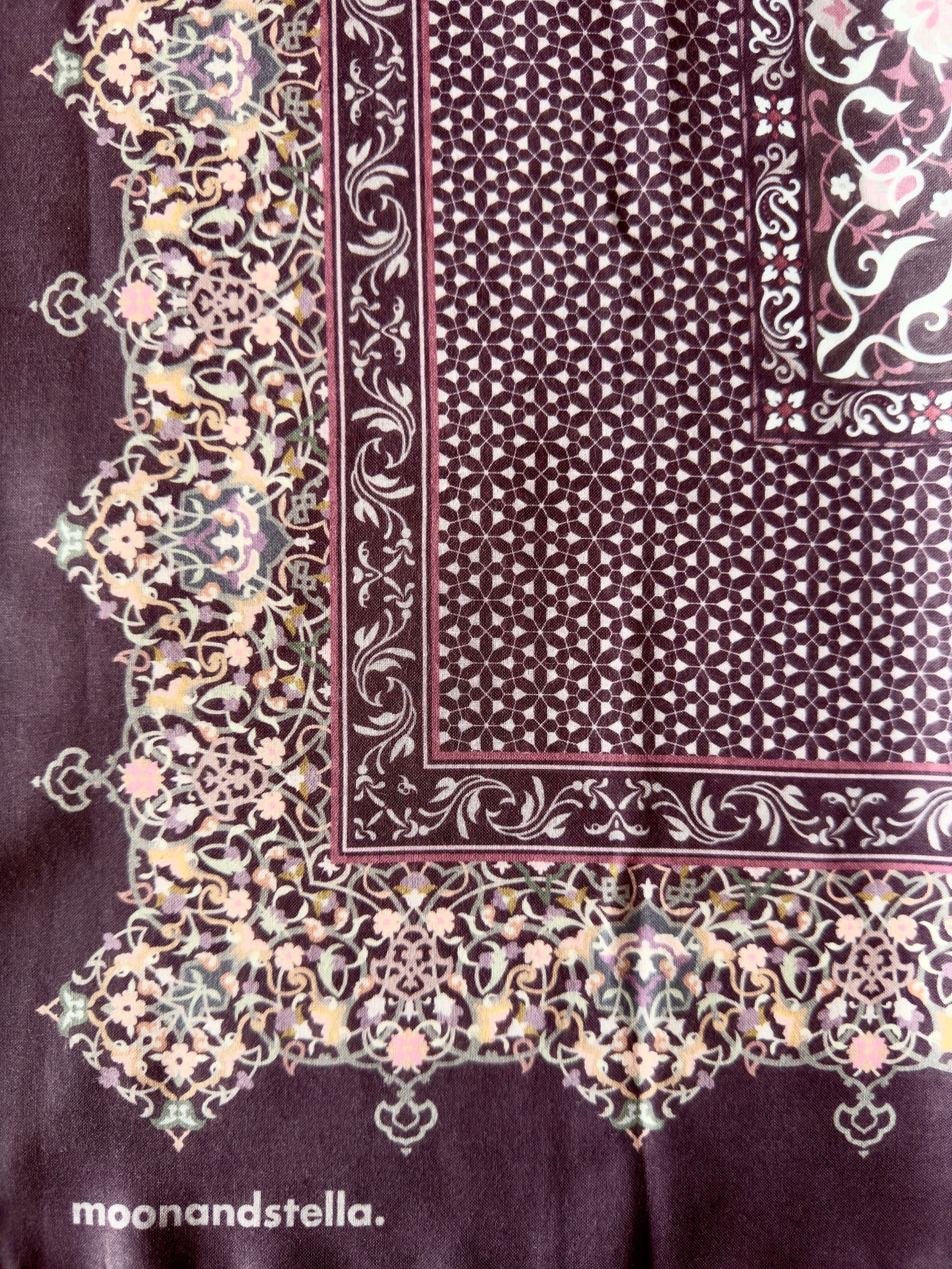 AMRA PRINTED - AMINA