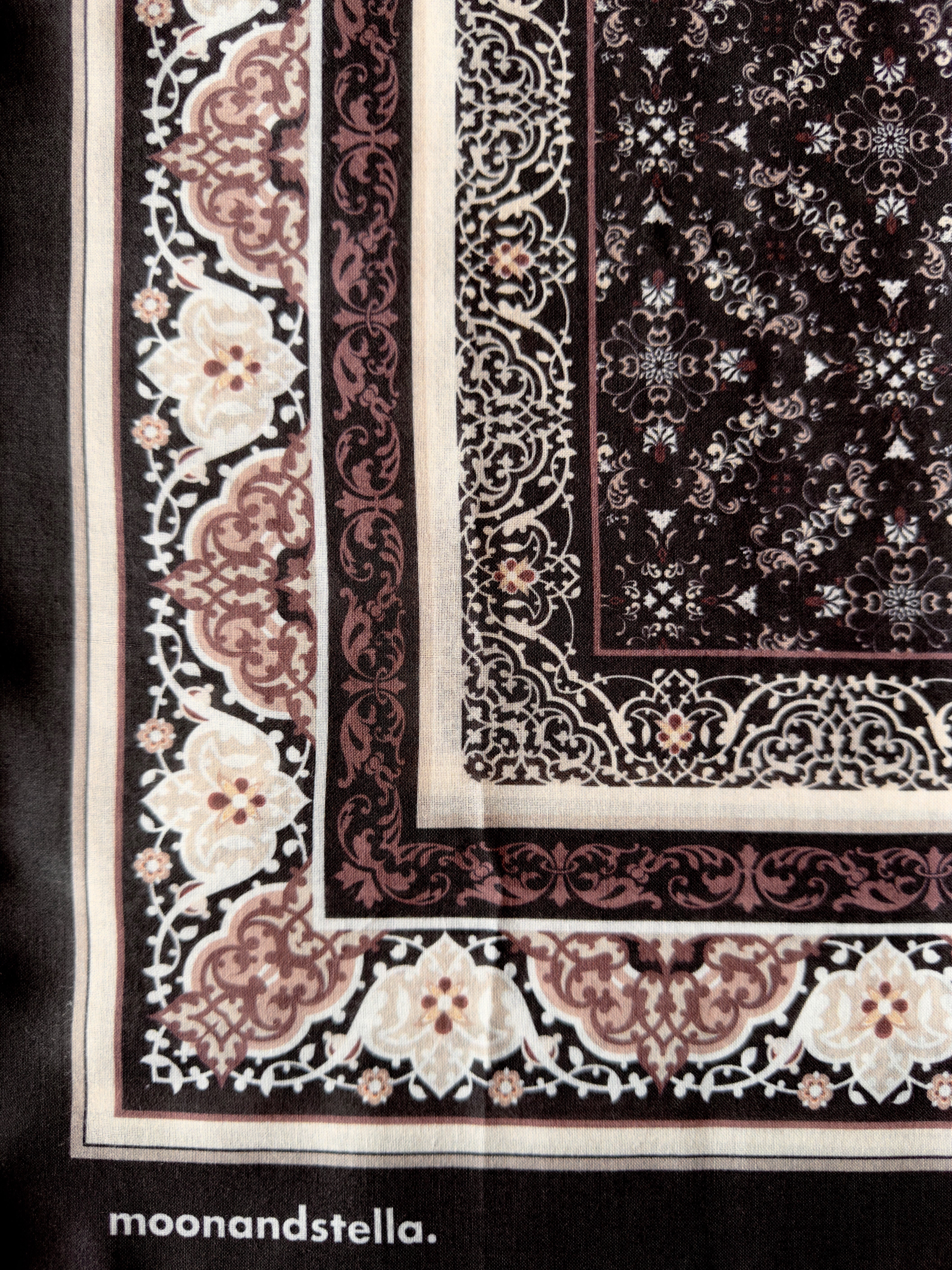 AMRA PRINTED - FADWA