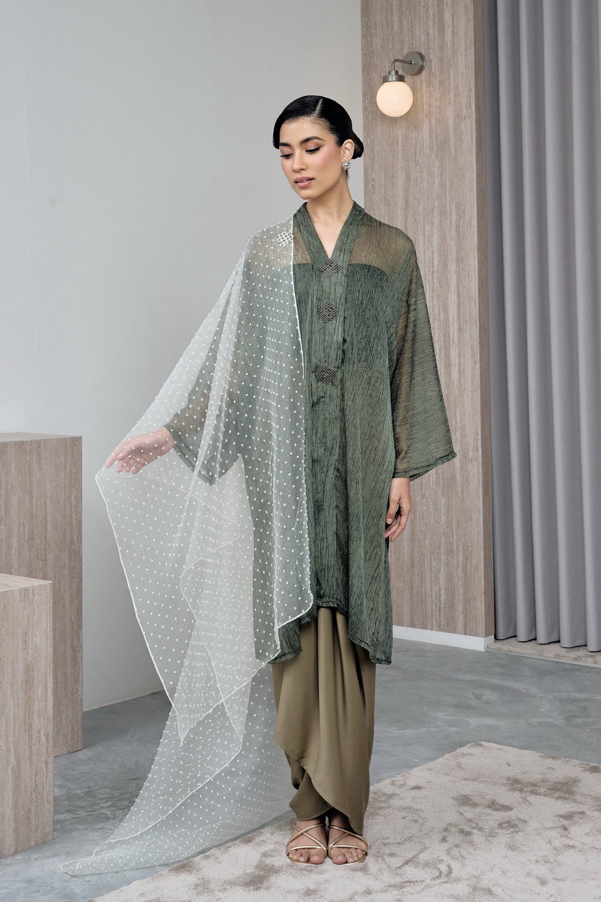 KALA ANJANI - GREEN