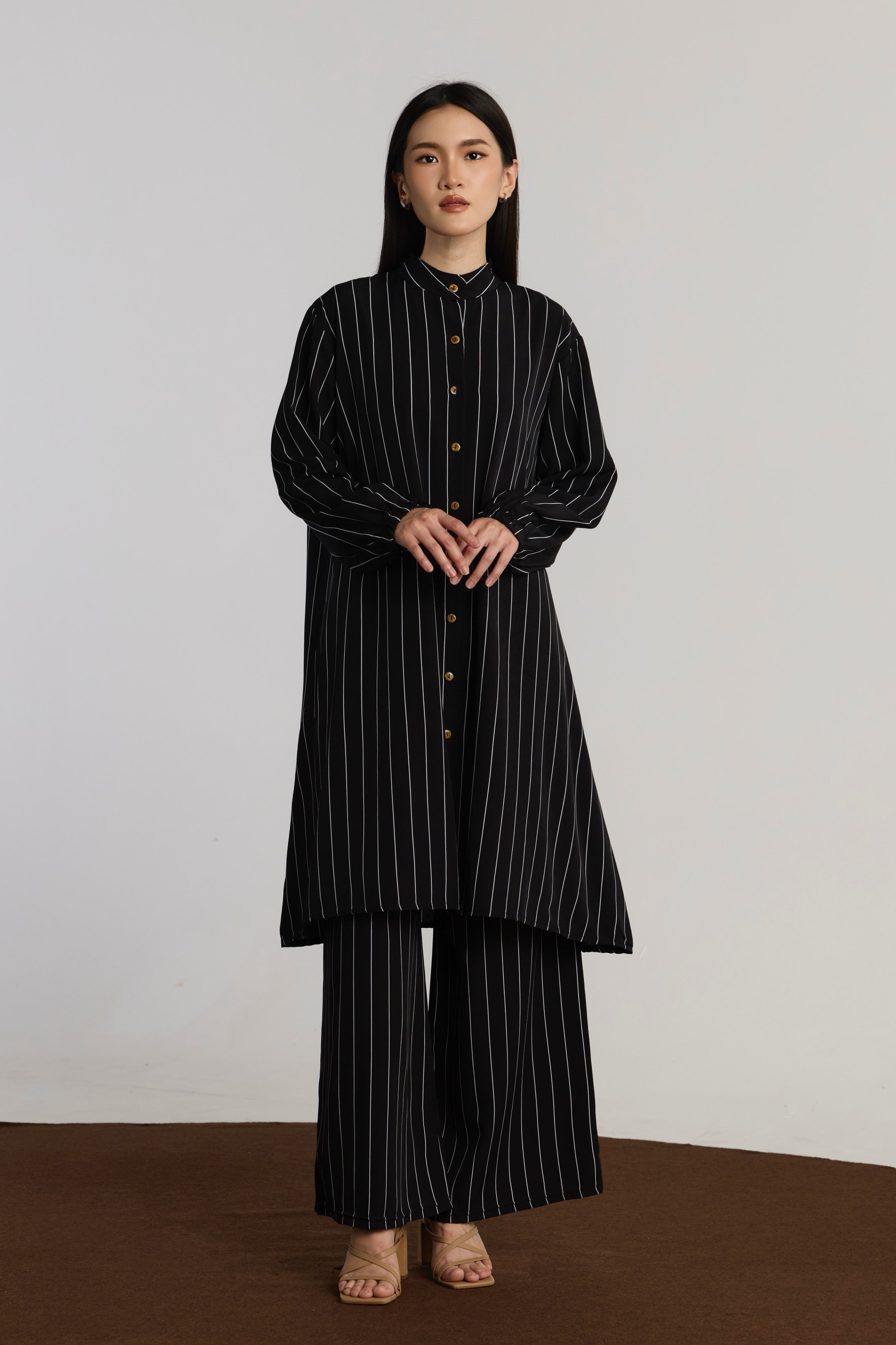 ELLIS BLOUSE - BLACK