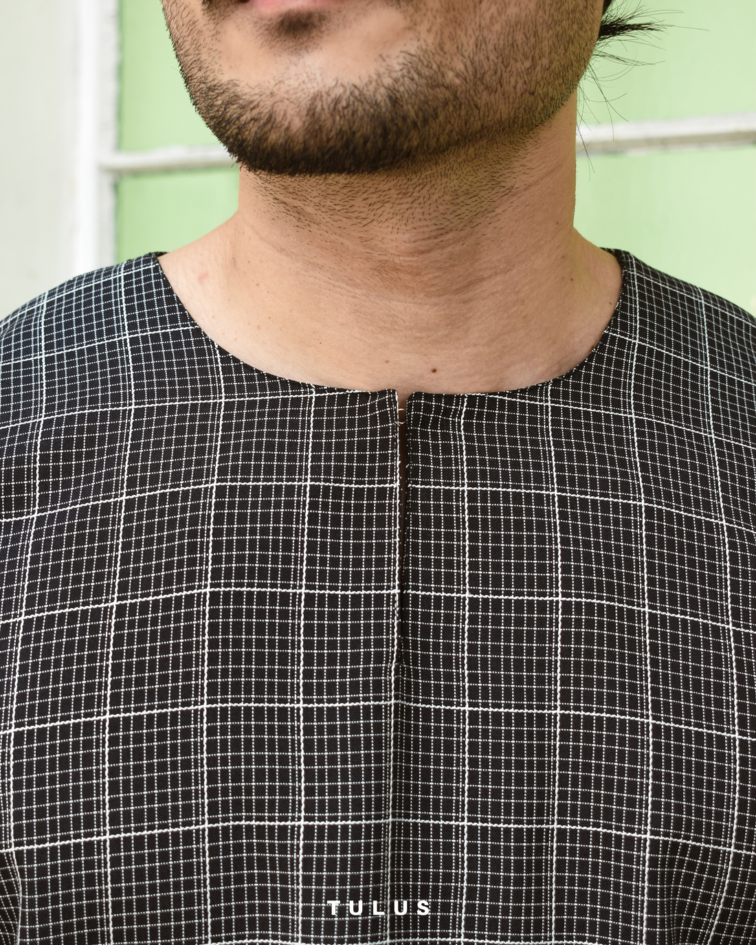 TULUS DARUKA - BLACKISH