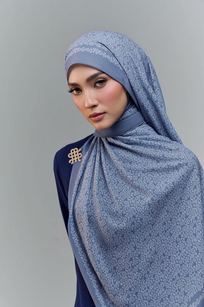BAE CHIC SHAWL - BLUE HAZE