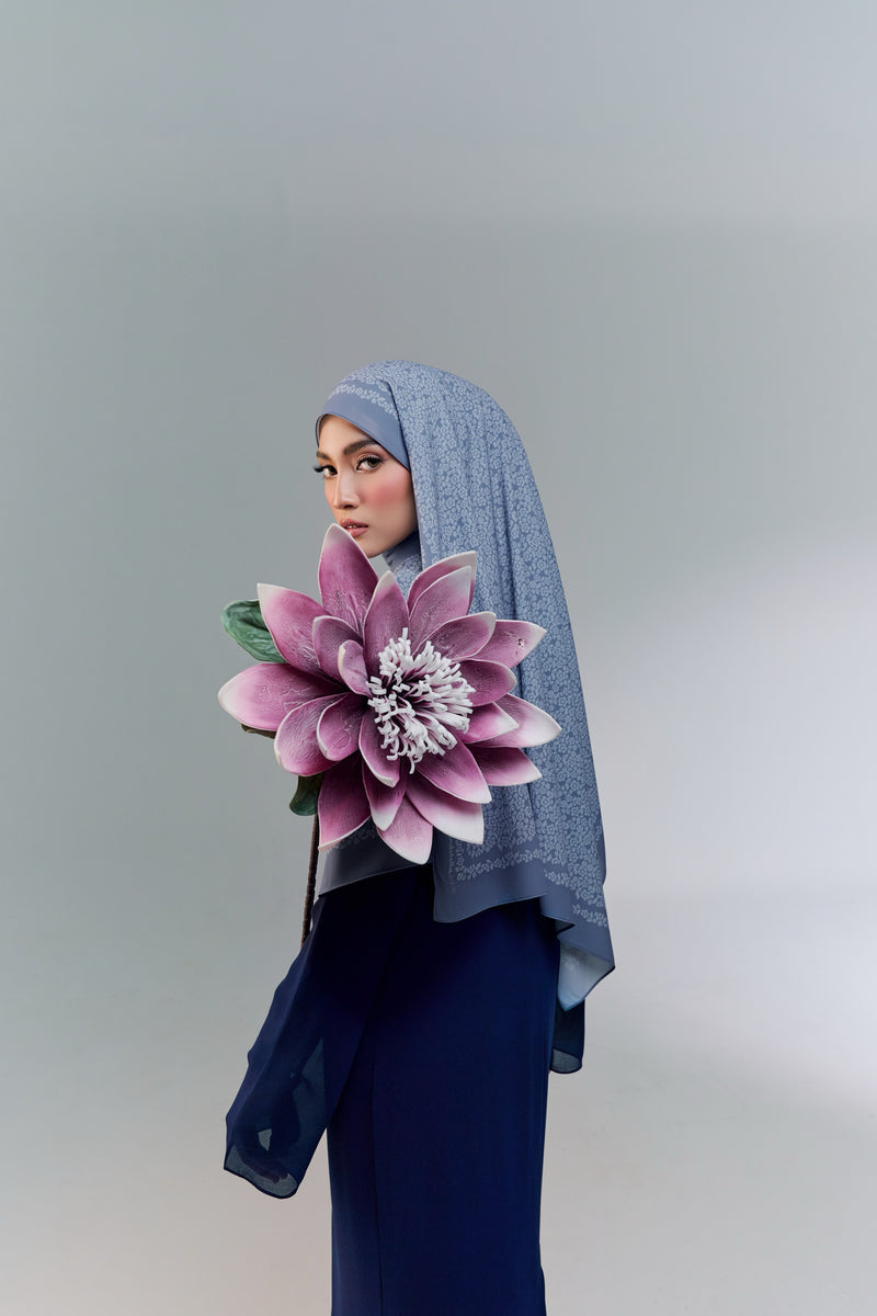 BAE CHIC SHAWL - BLUE HAZE