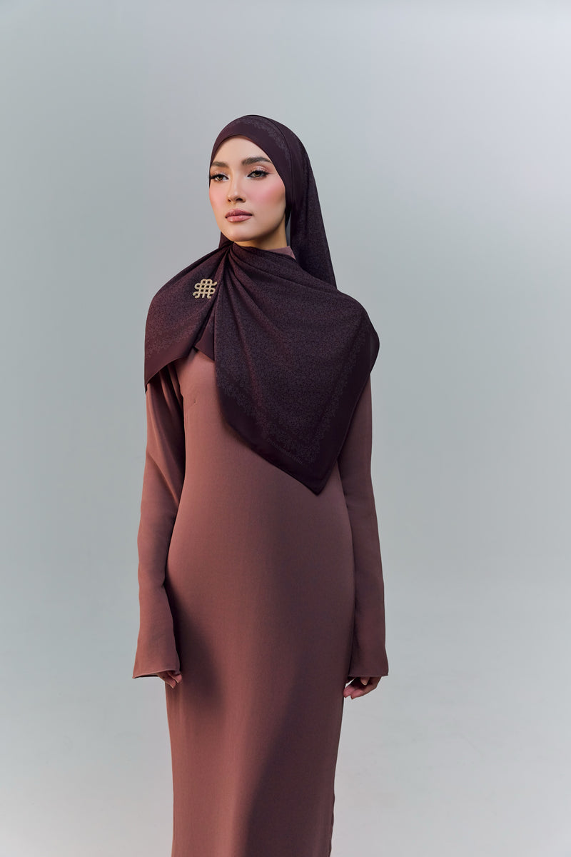 BAE CHIC SHAWL - DECANDENT CHOC