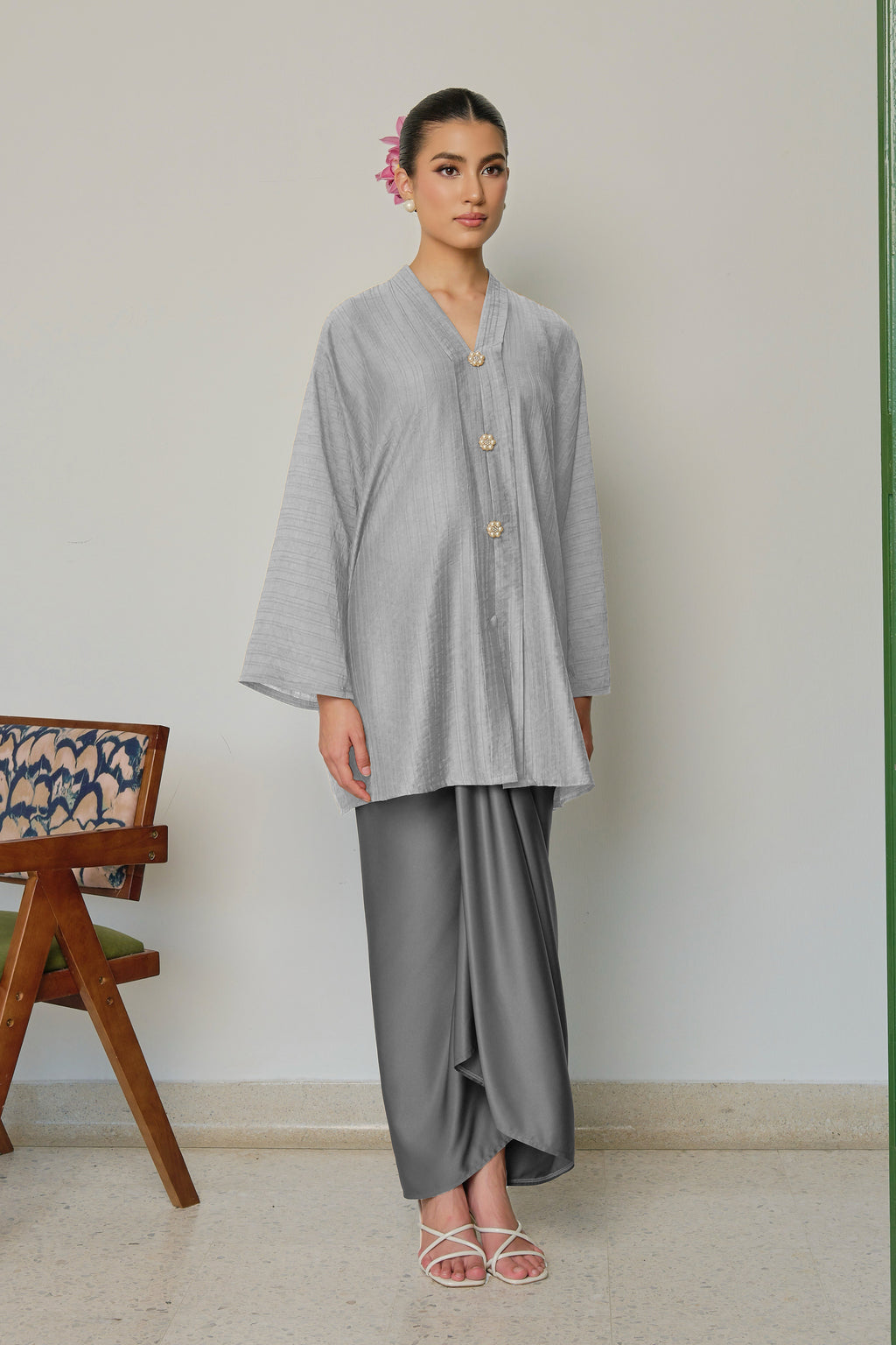 KALA DEWI - ICE GREY