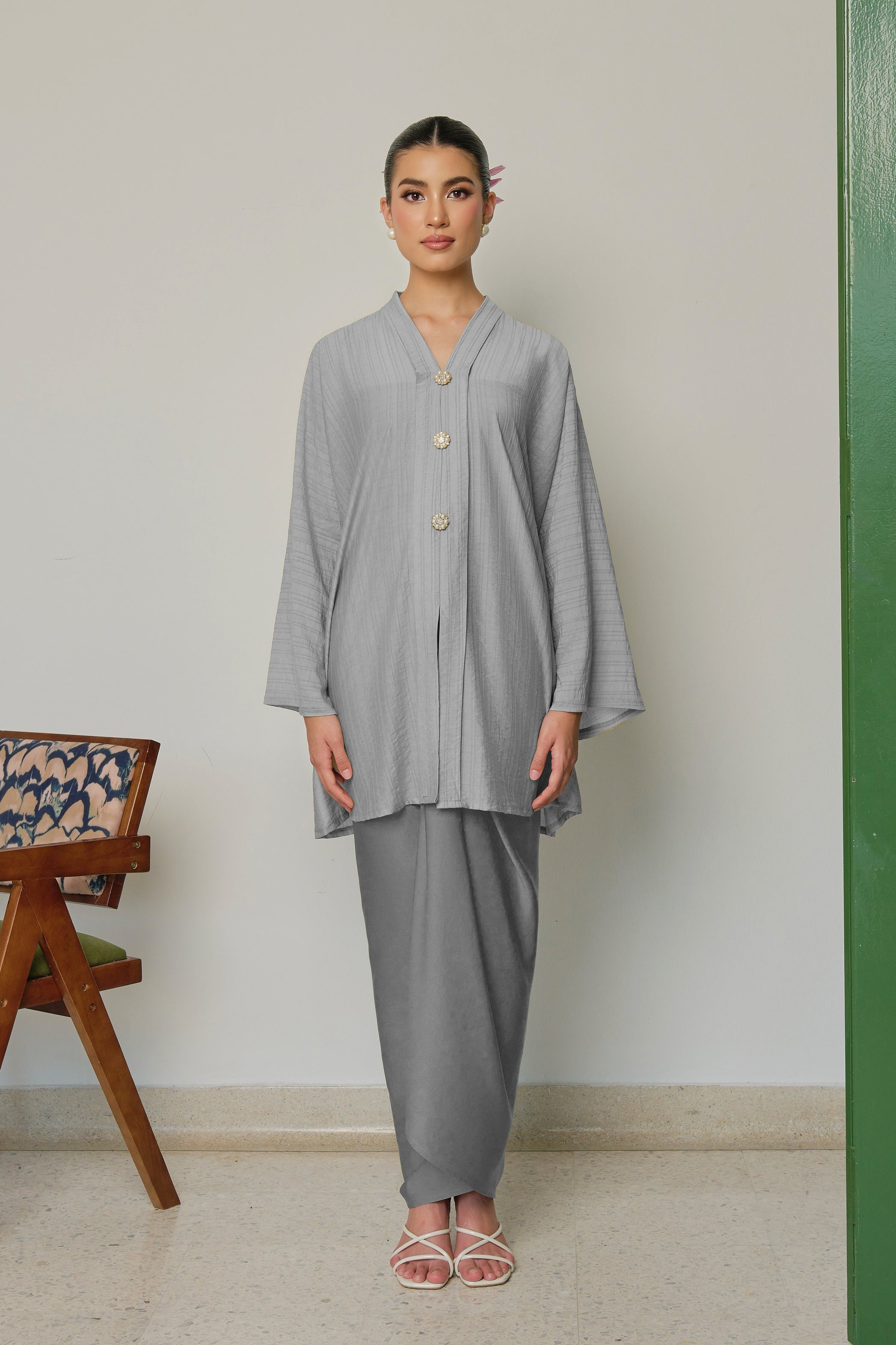 KALA DEWI - ICE GREY