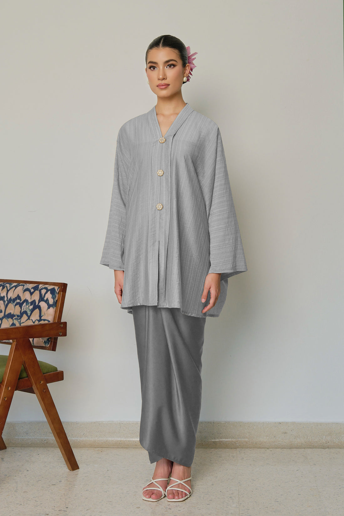 KALA DEWI - ICE GREY