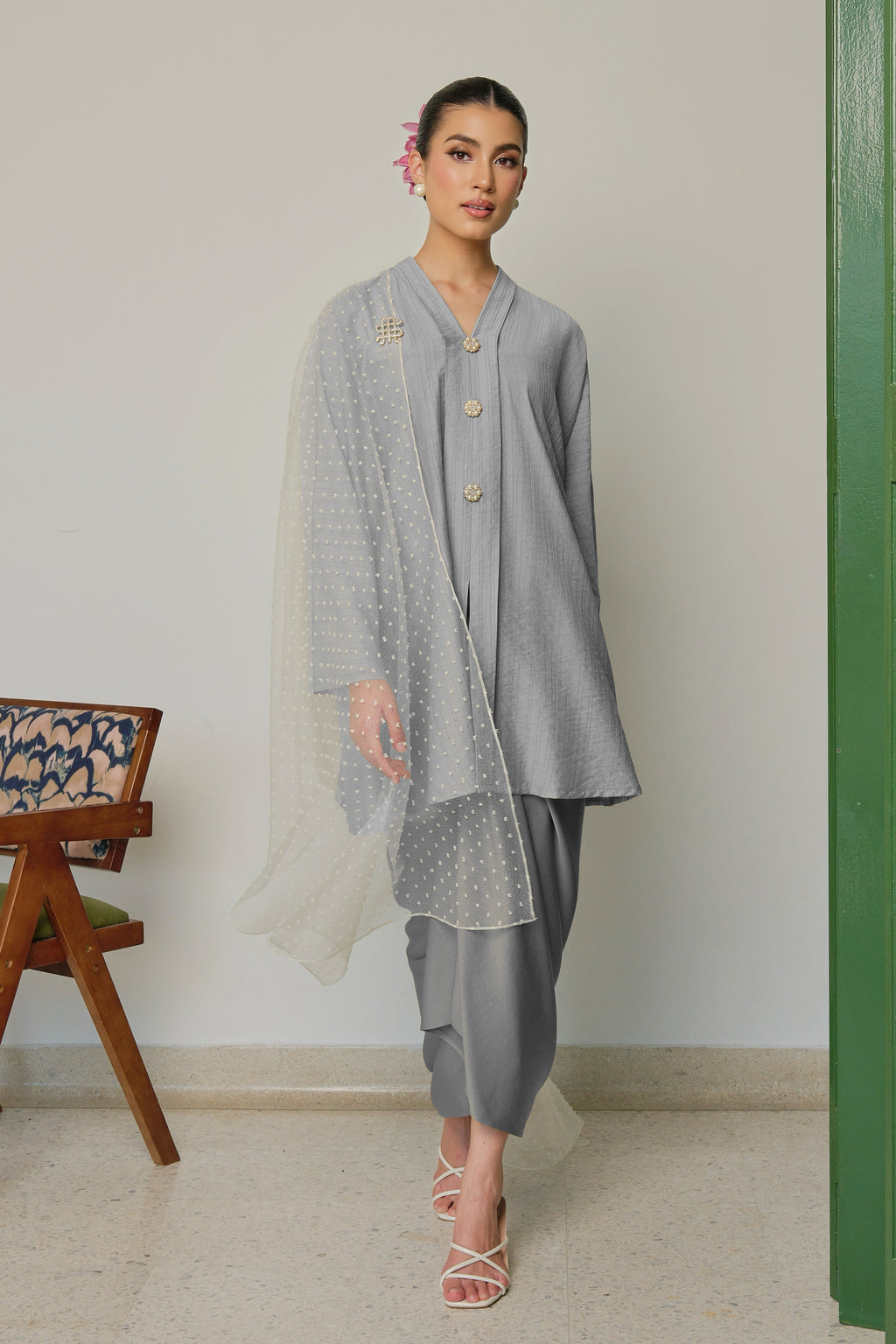 KALA DEWI - ICE GREY