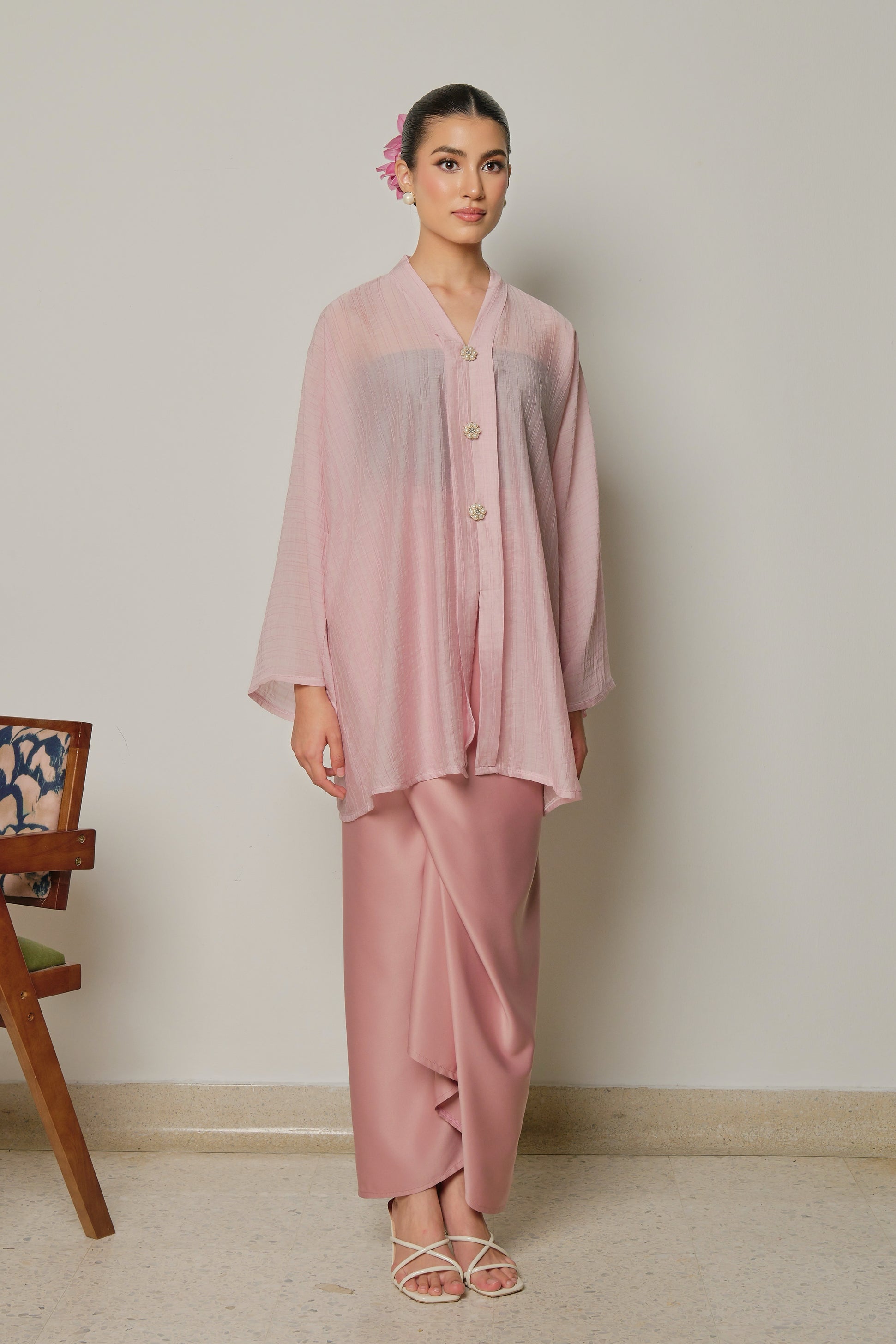 KALA DEWI - PALE BLUSH