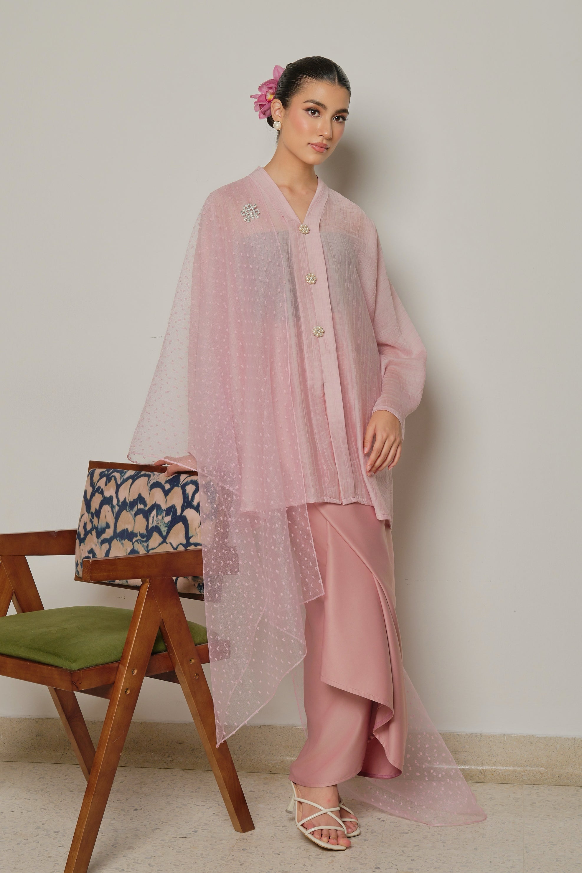 KALA DEWI - PALE BLUSH