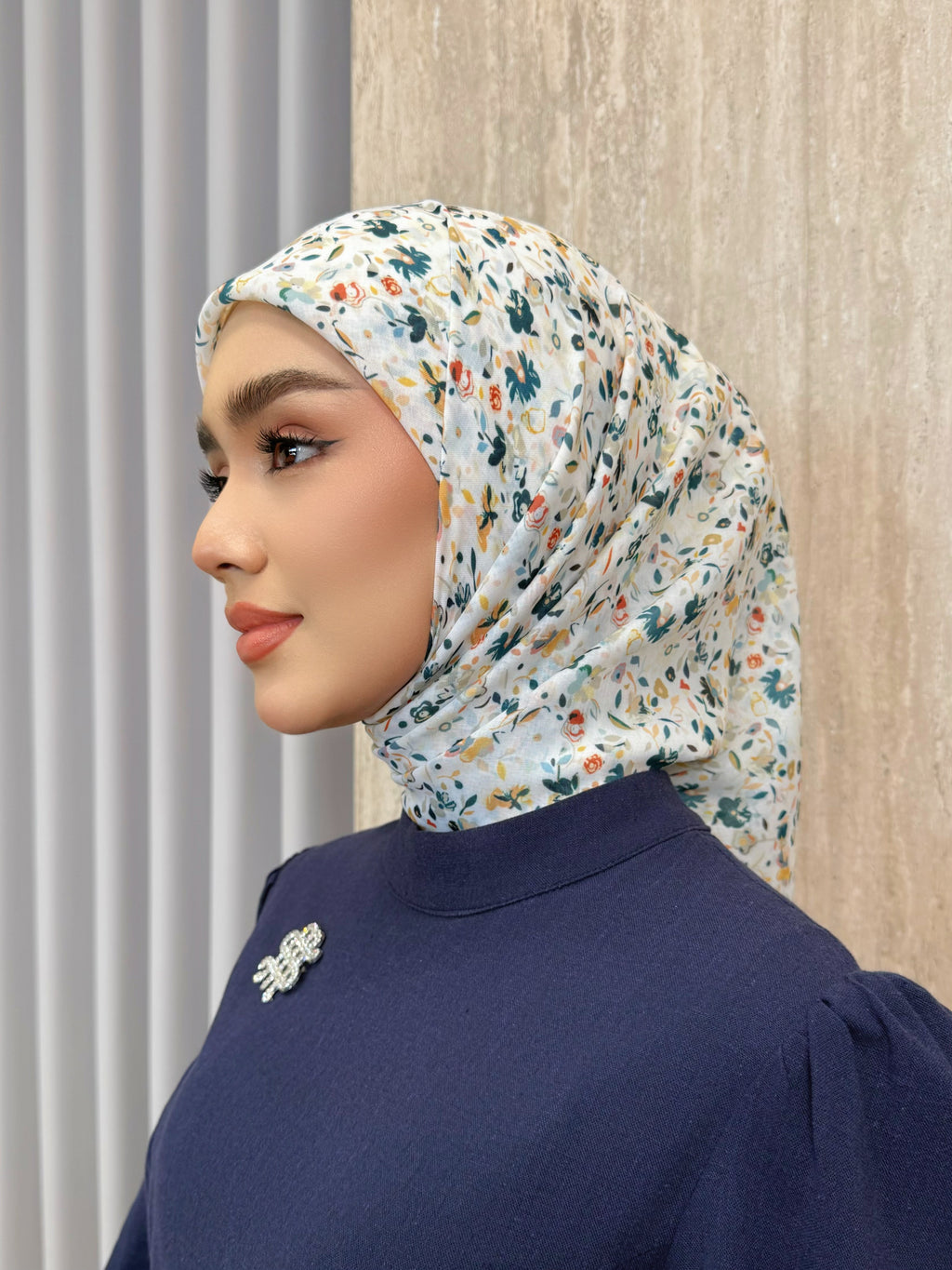 FLORA MAISON MADISON - WHITE BLUE