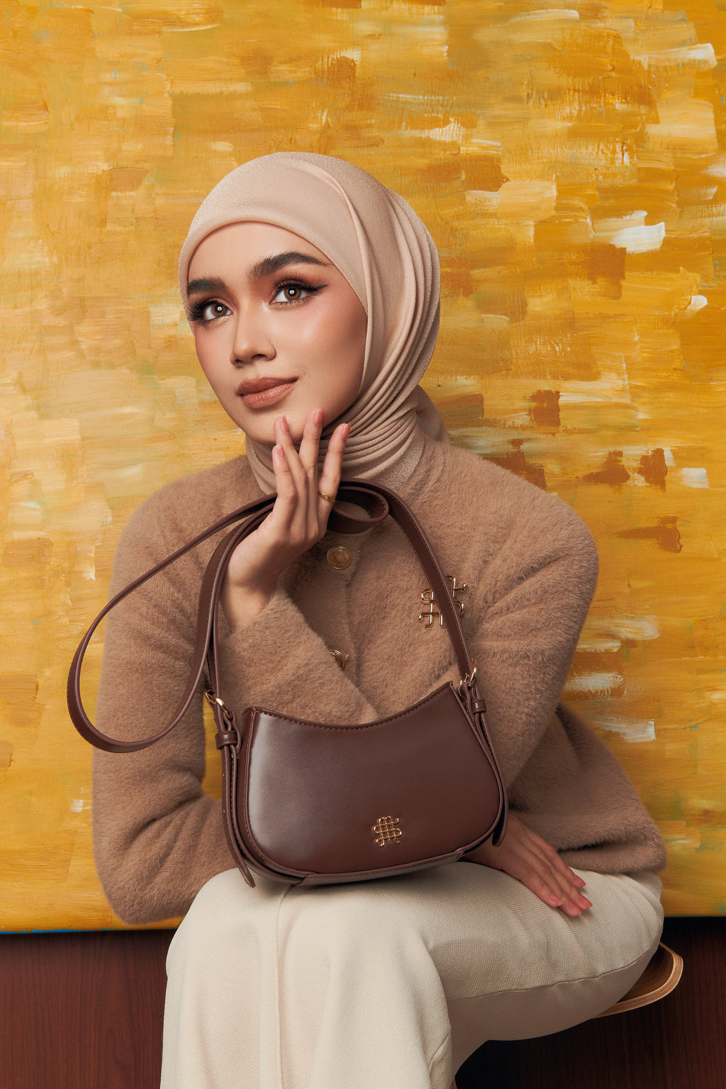 ORBIT BAG SERIES - DARK BROWN (COFFEE)