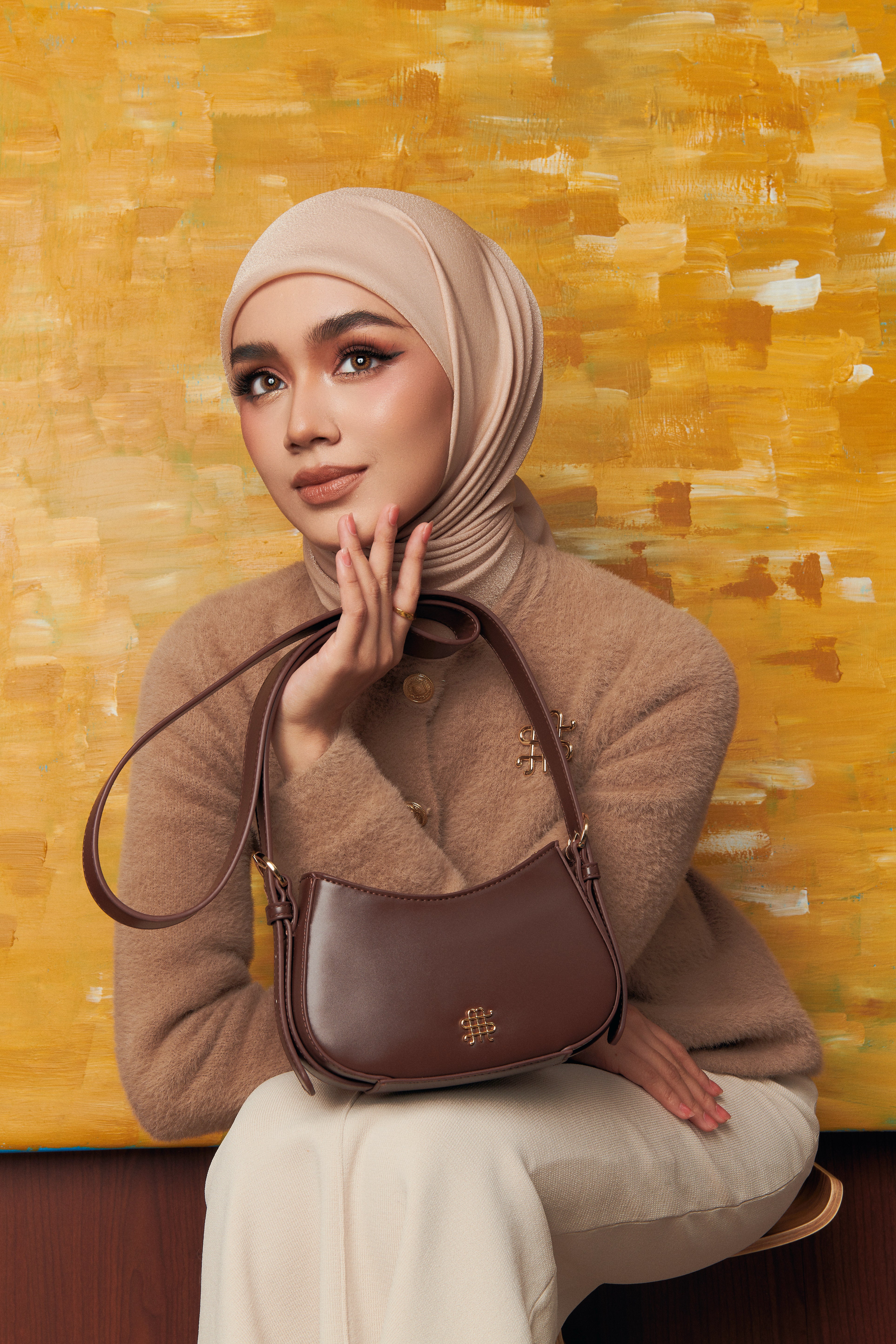 ORBIT BAG SERIES - DARK BROWN