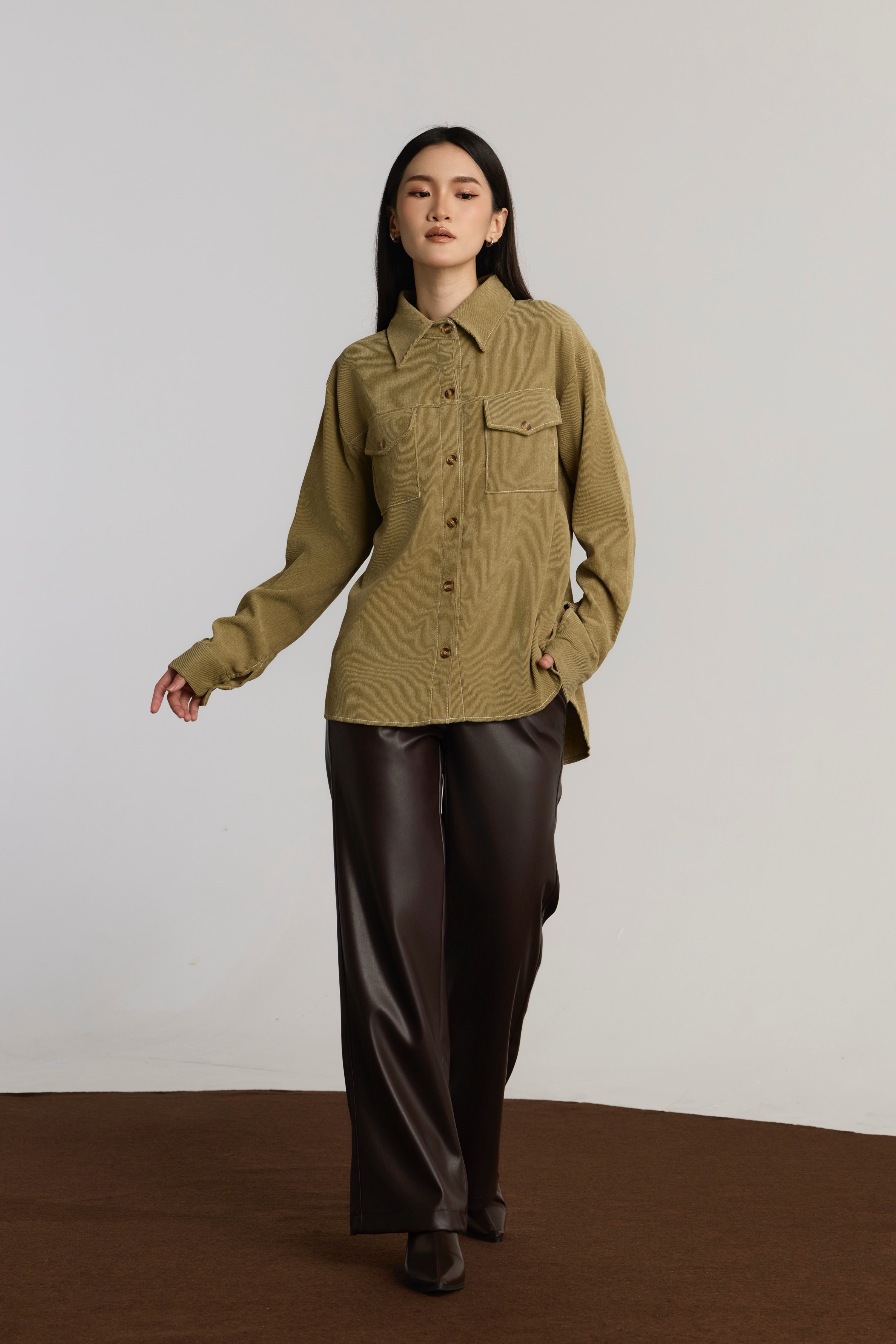 KENDRA CASUAL TOP - OLIVE GREEN