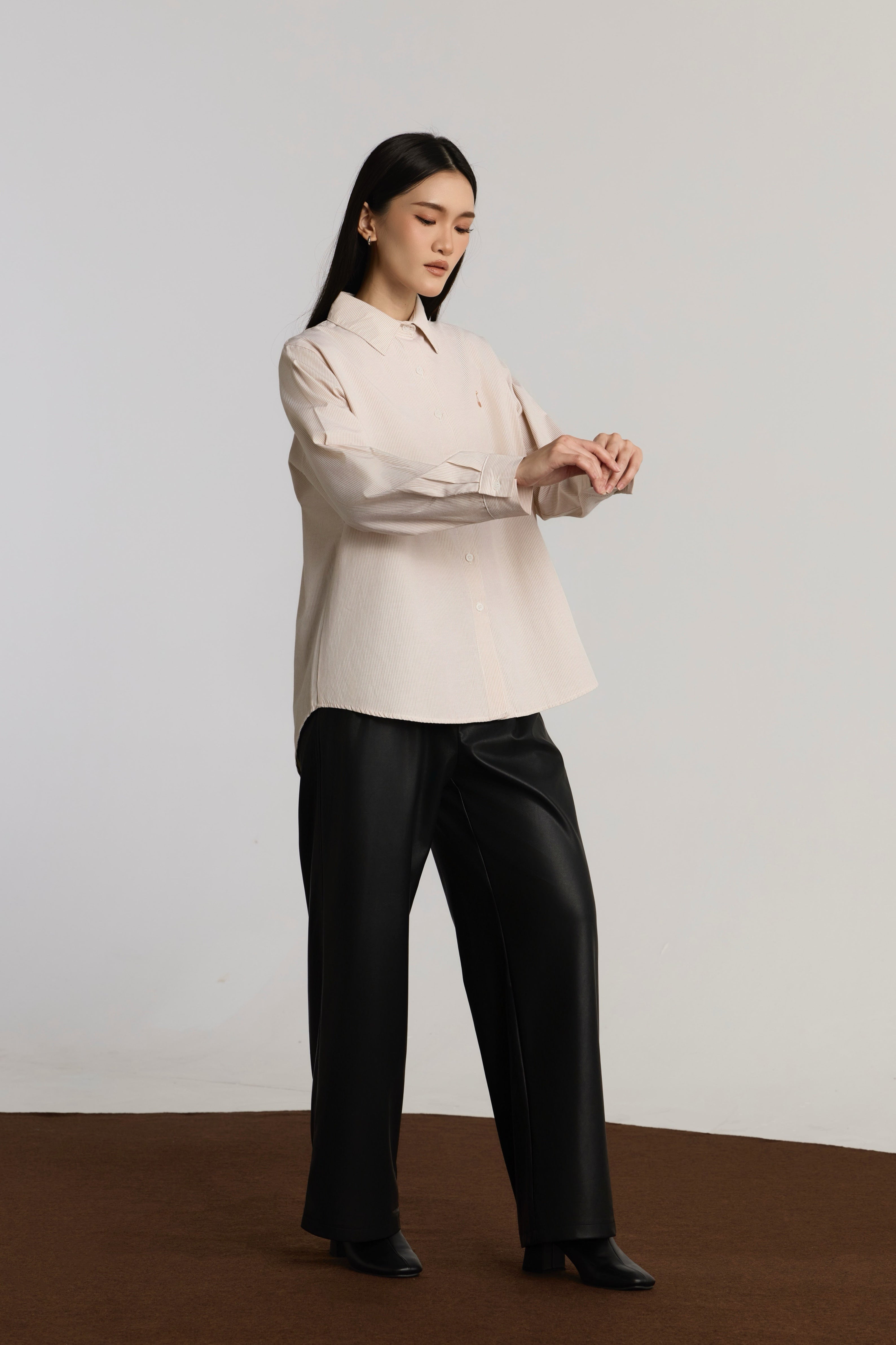CUMI CASUAL TOP - BROWN
