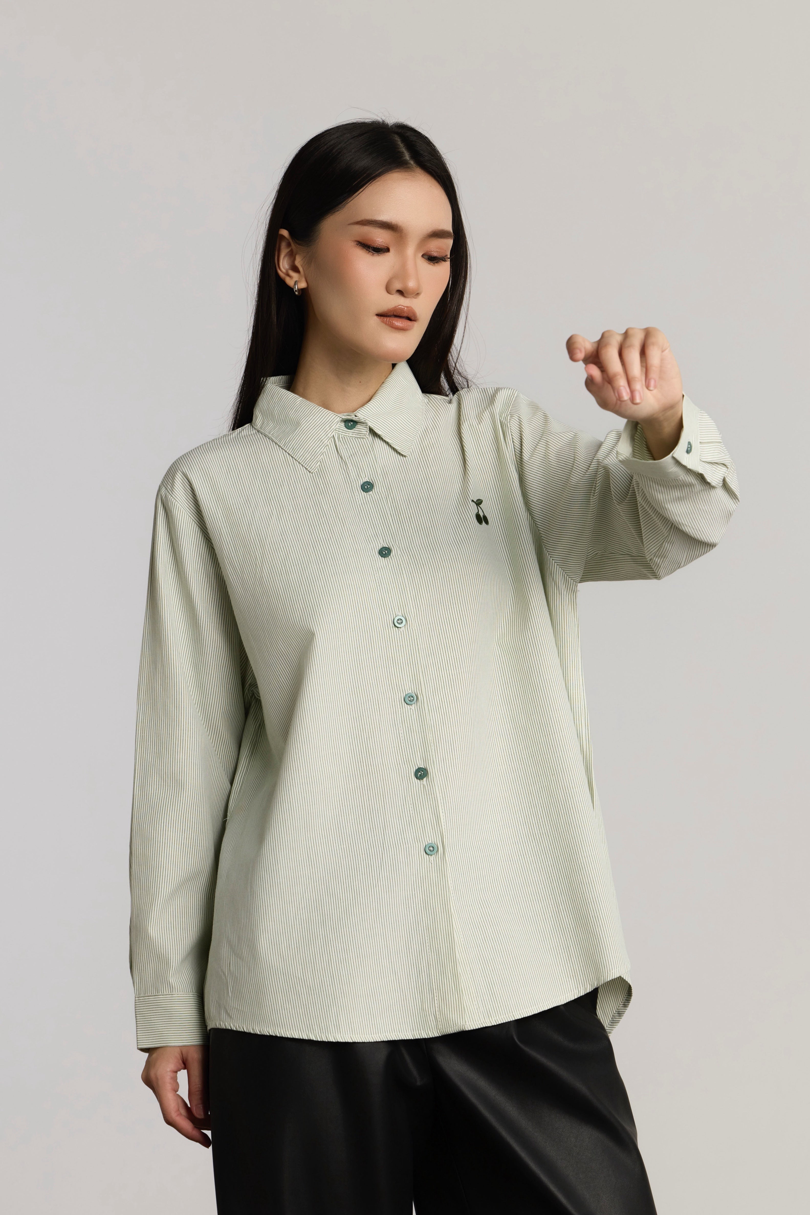 CUMI CASUAL TOP - GREEN