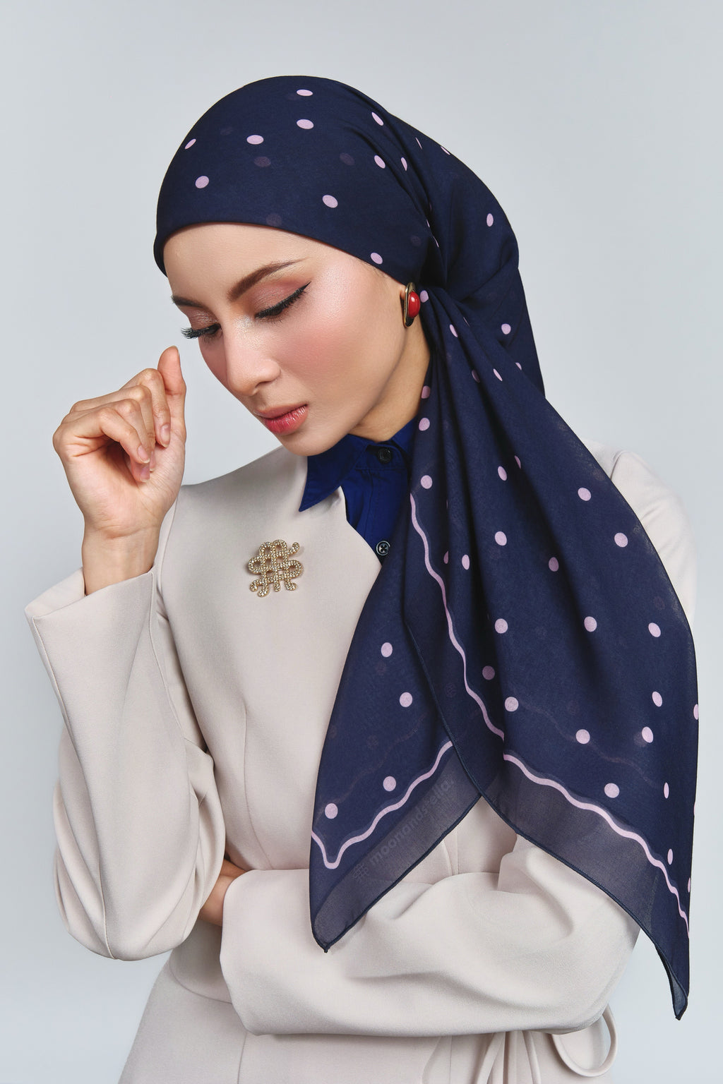 SCM DOTS- NAVY ROSE