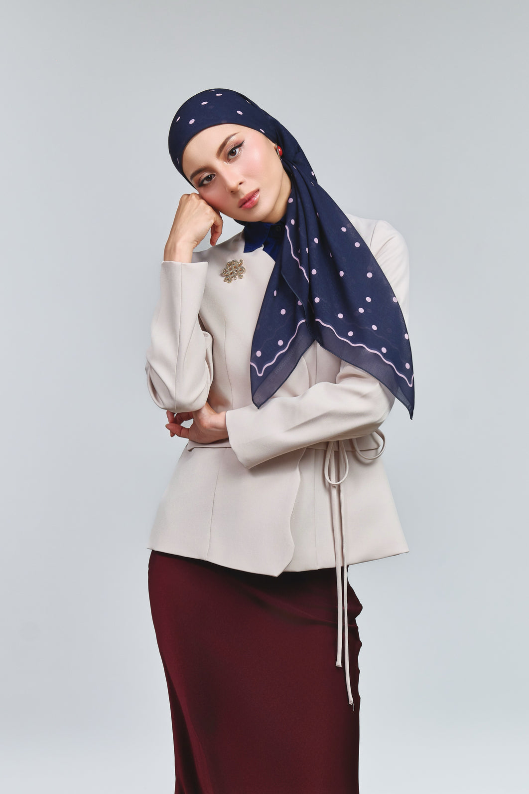 SCM DOTS- NAVY ROSE