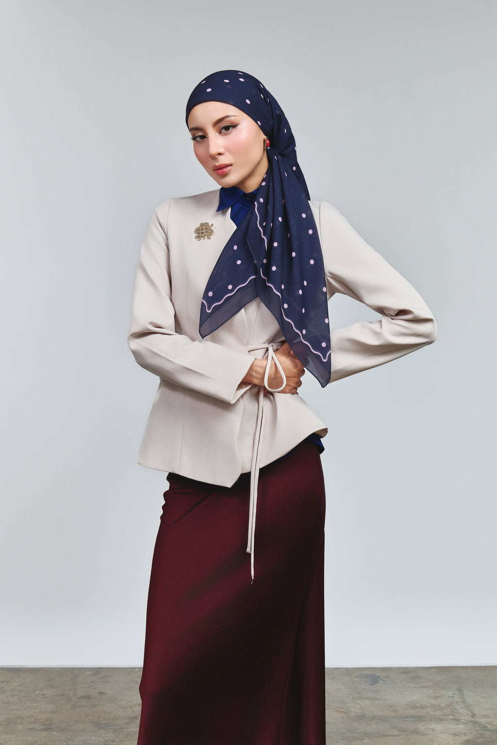 SCM DOTS- NAVY ROSE