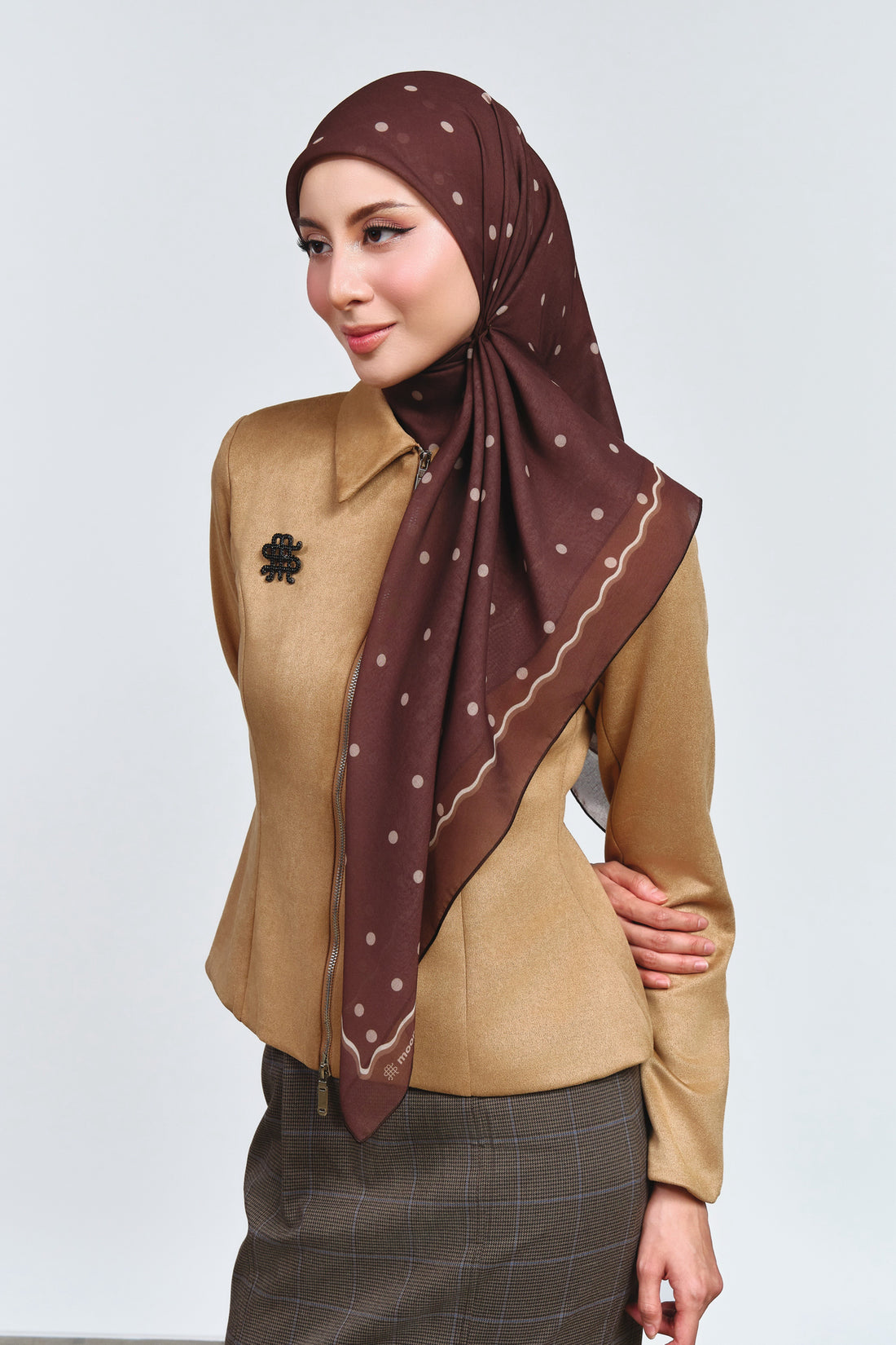 DOTS- DARK CHOCO