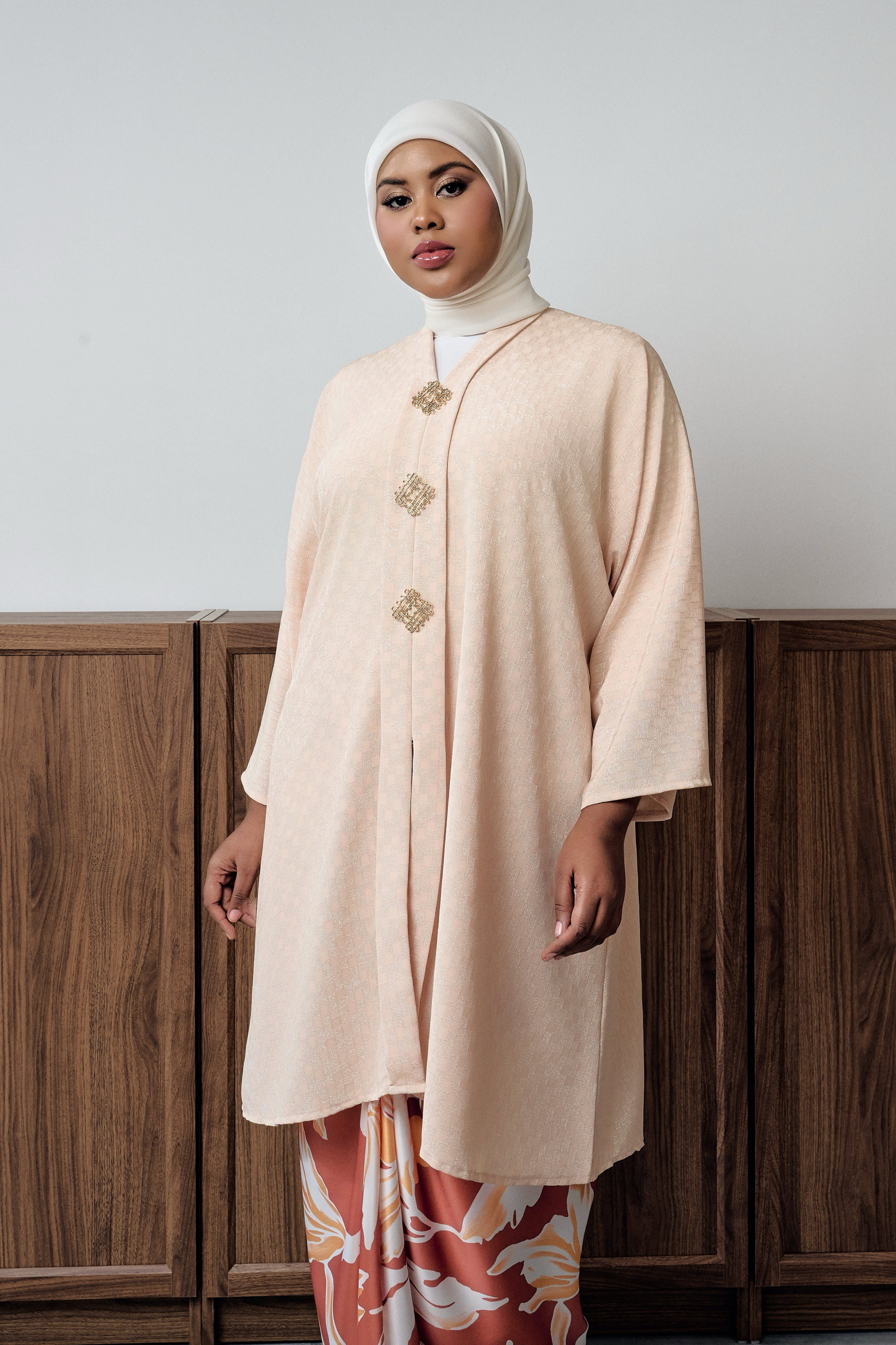 KALA LATHI - TENDER PEACH