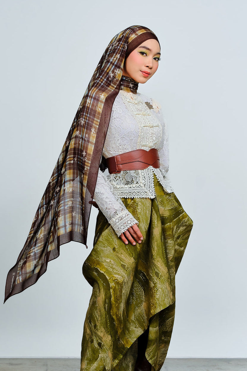 ANYA- LONA