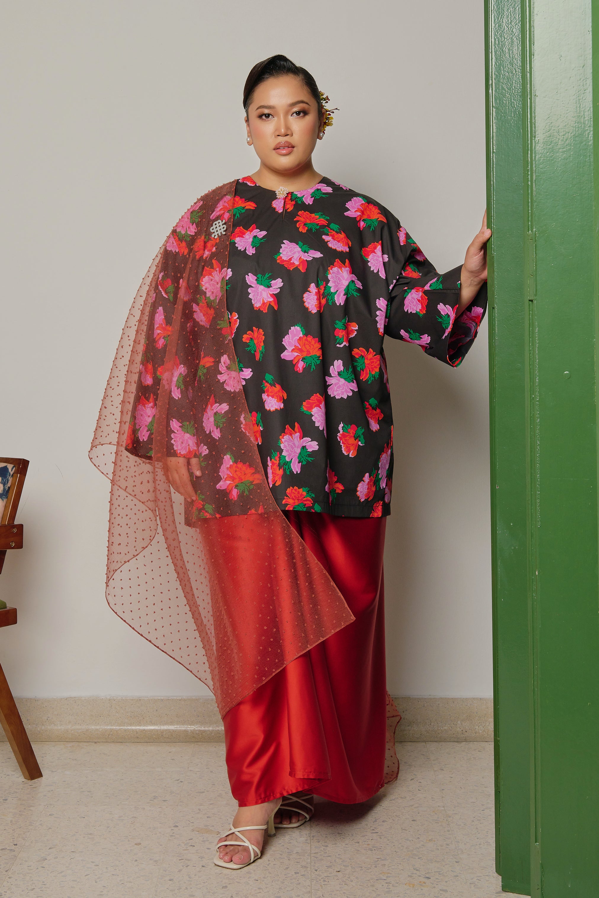 KALA MAYA - DARK PEONY