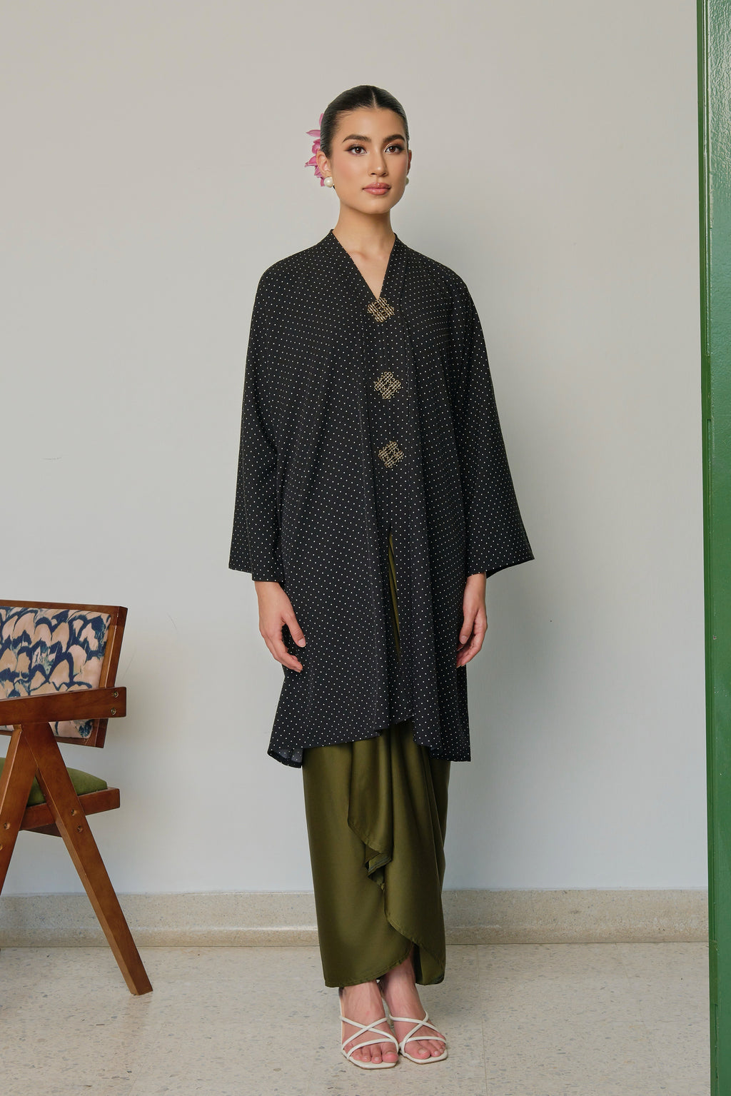 KALA NIRMALA - BLACK OLIVE