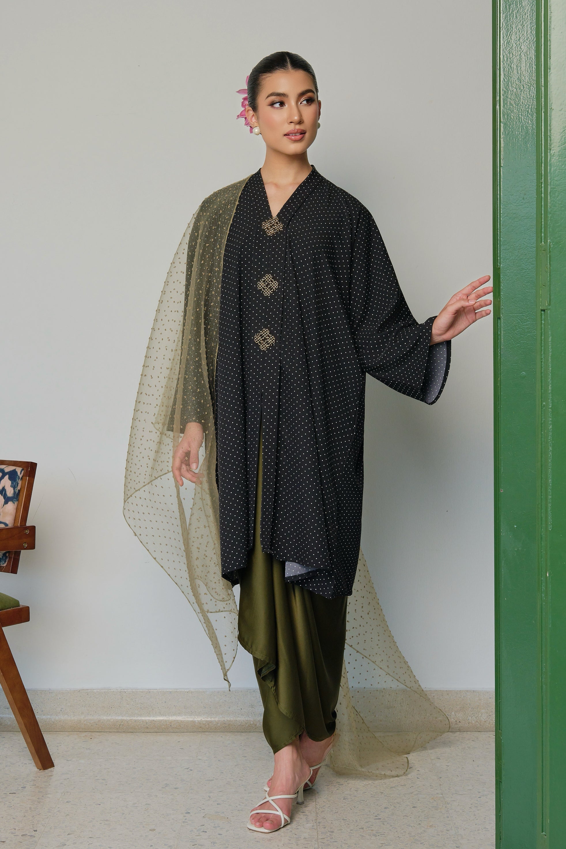 KALA NIRMALA - BLACK OLIVE