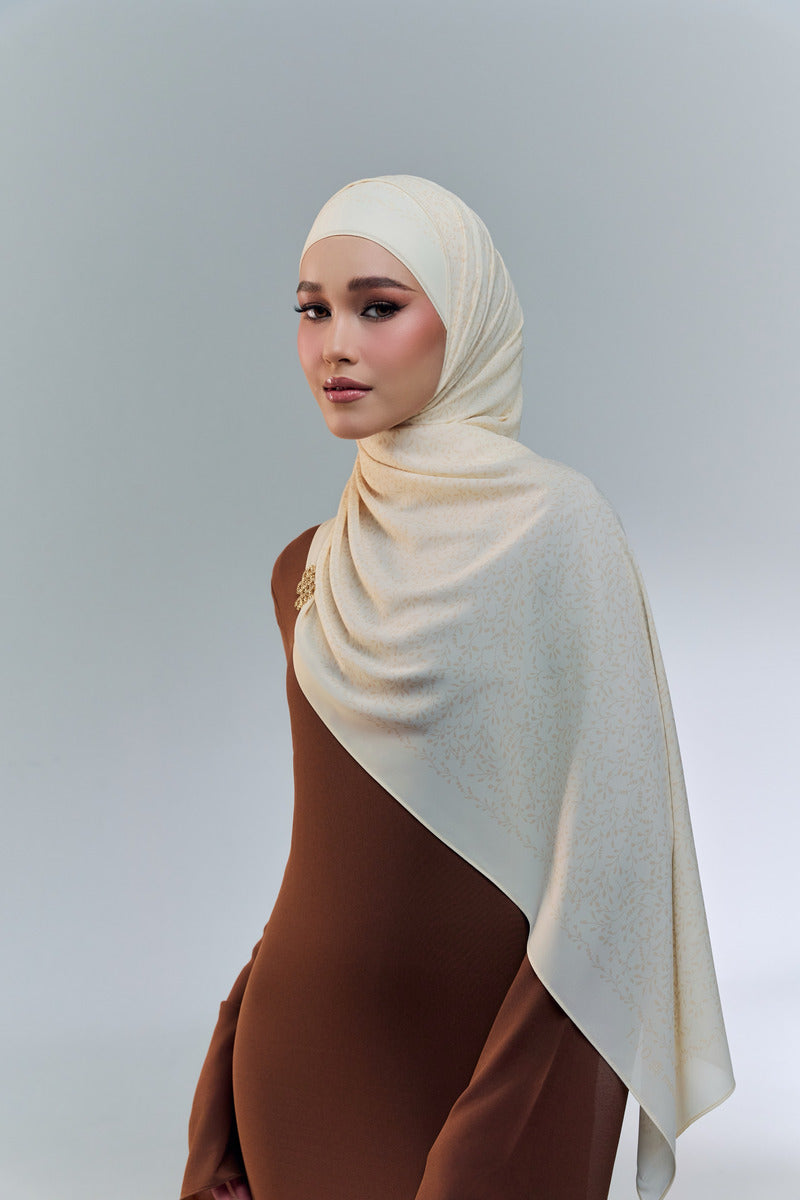BAE CHIC SHAWL - RAFIA CREAM