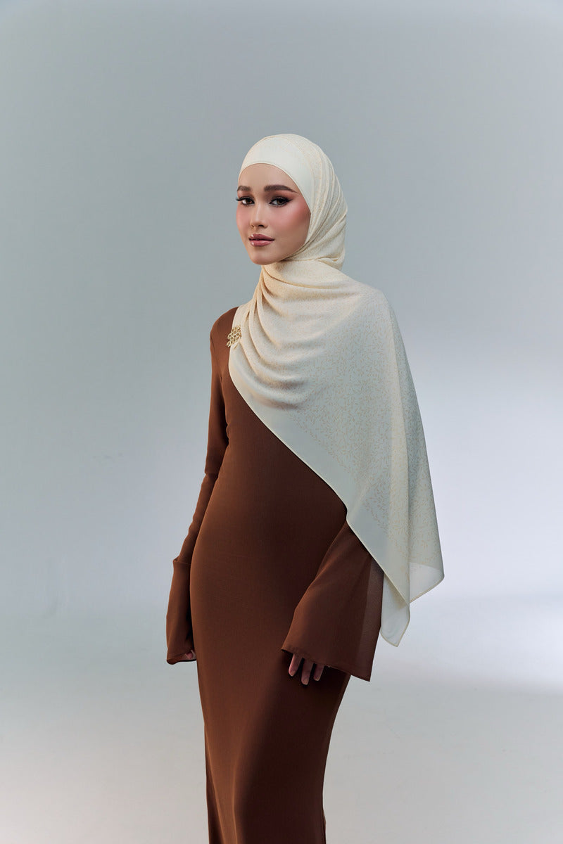 BAE CHIC SHAWL - RAFIA CREAM