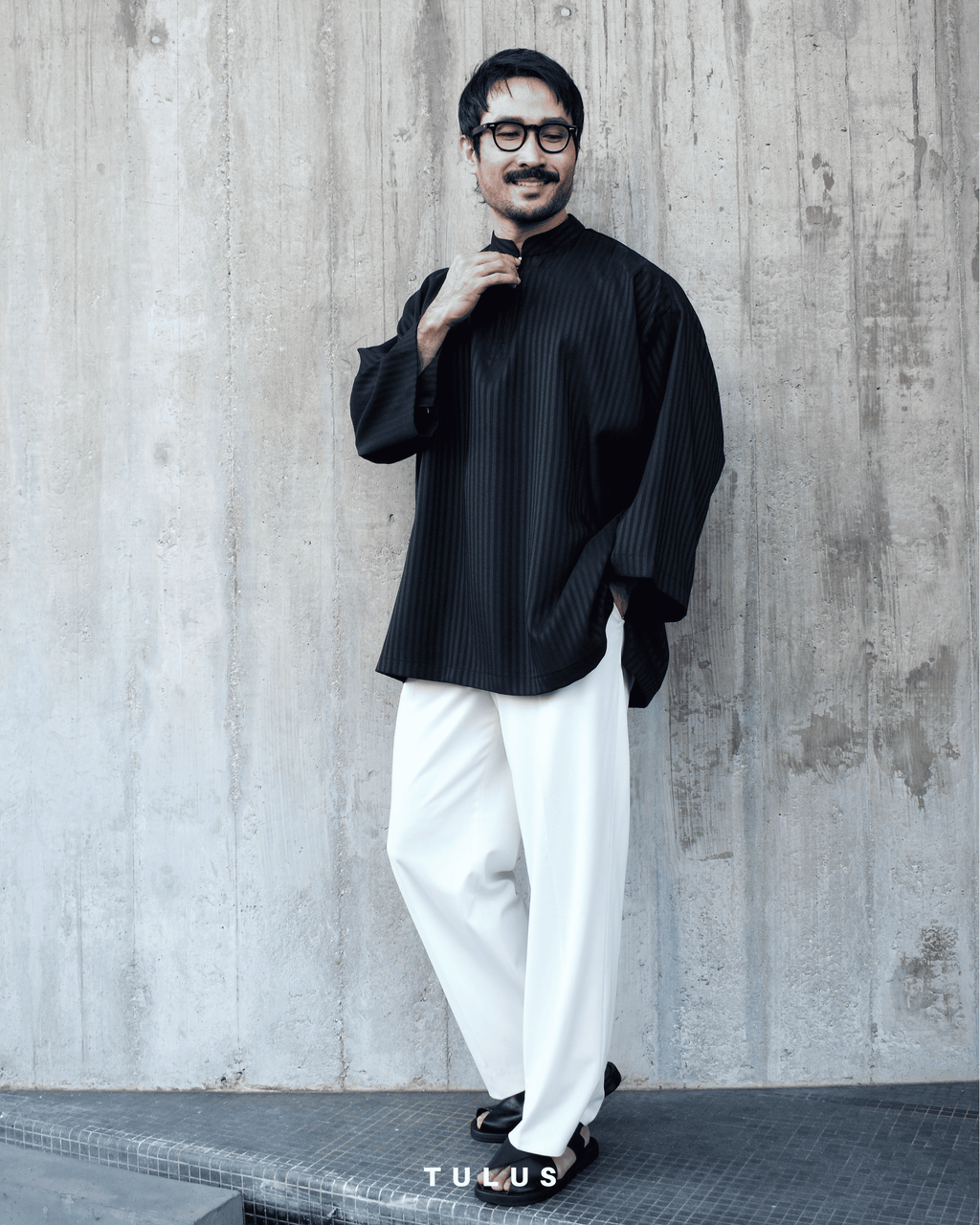 TULUS SADEWA - JET BLACK