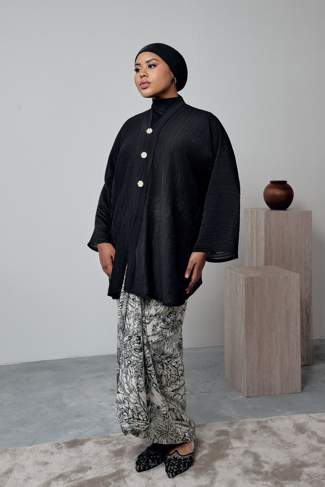 KALA SUKMA - NOIR BLACK