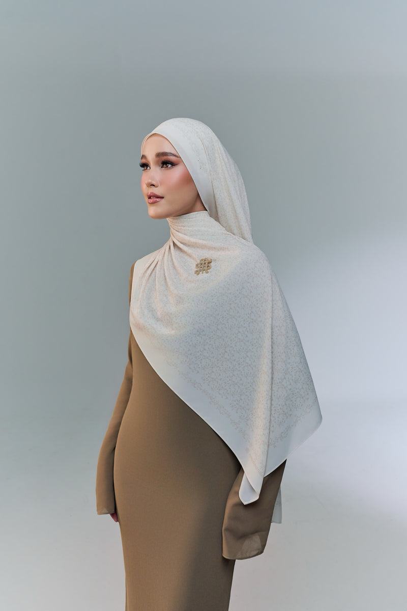 BAE CHIC SHAWL - WHISPER WHITE