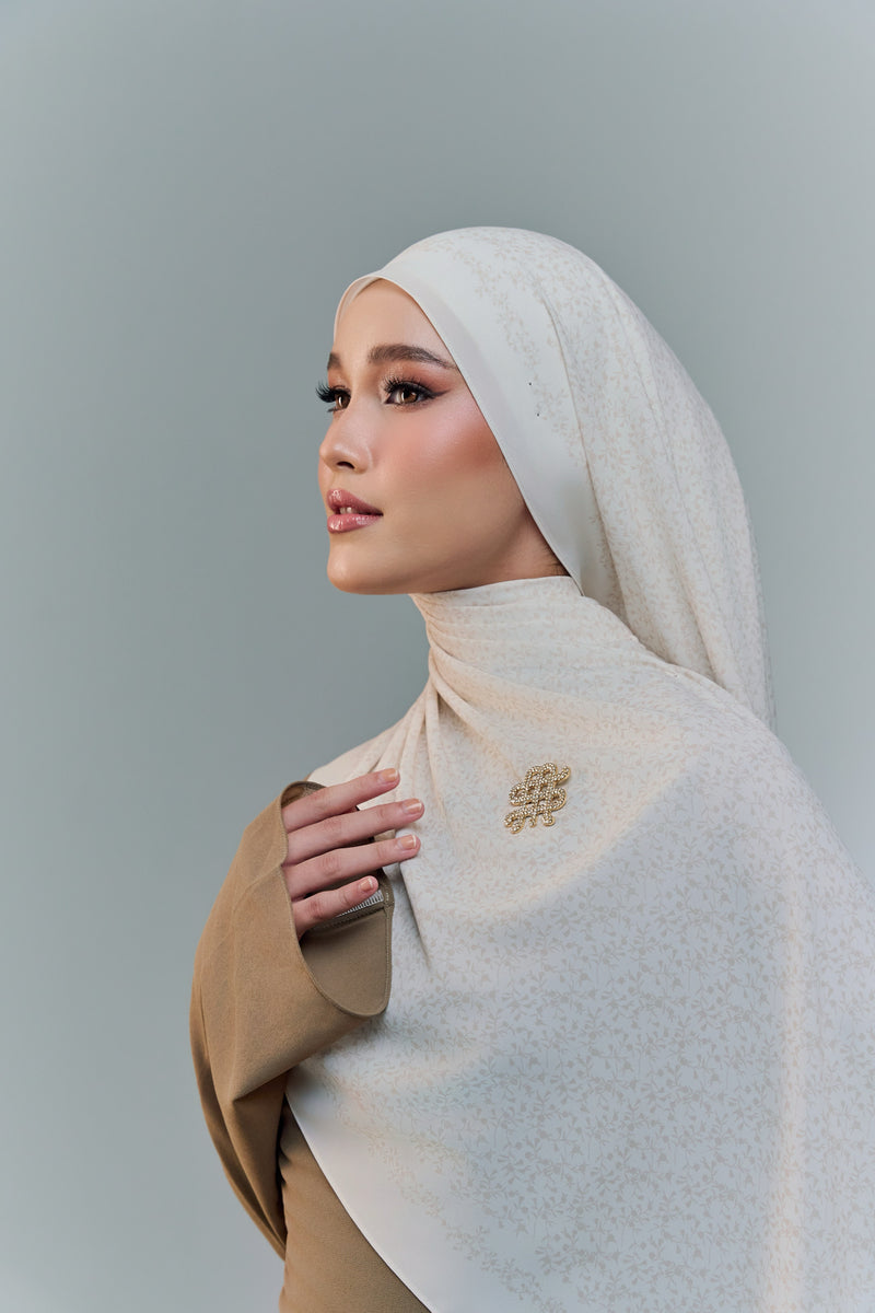 BAE CHIC SHAWL - WHISPER WHITE