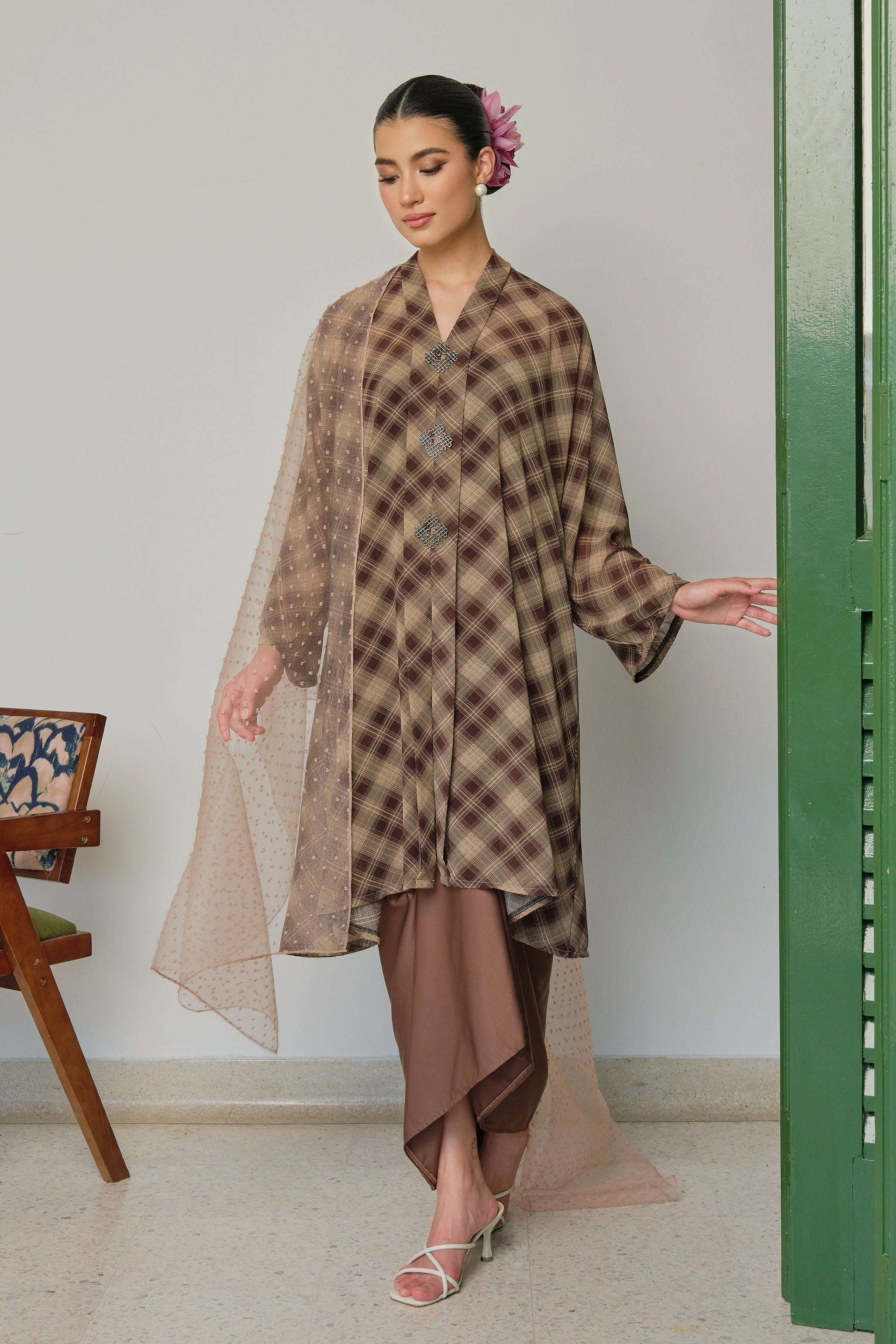 KALA WULAN - DERBY BROWN