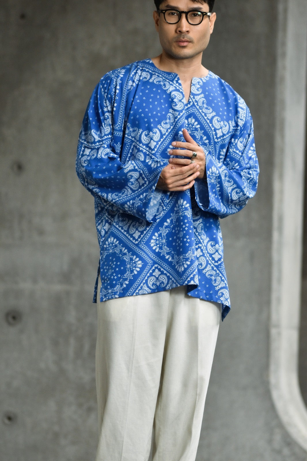 TULUS -  MAKHTI BIRU OVERSIZE KURTA EDITION