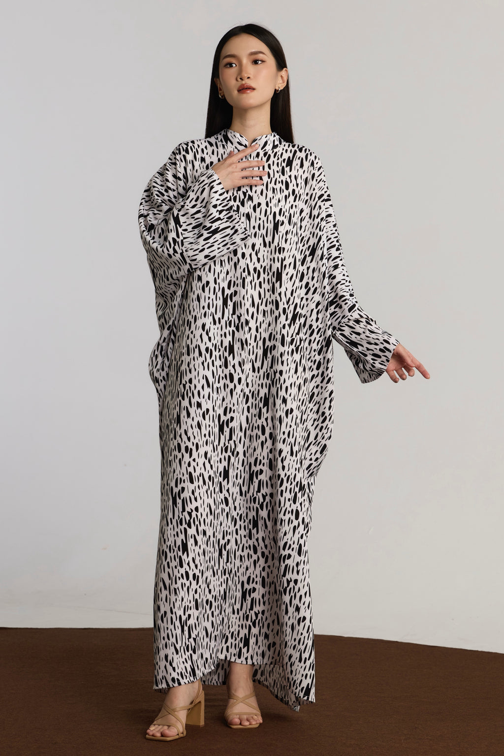 ELLA KAFTAN - BLACK