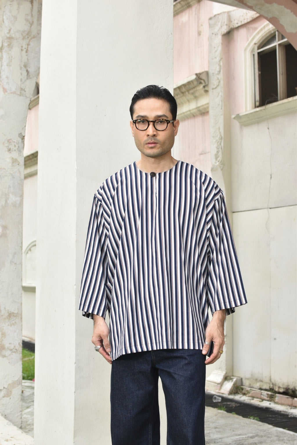 TULUS - HATTA OVERSIZE DARK BLUE STRIPE