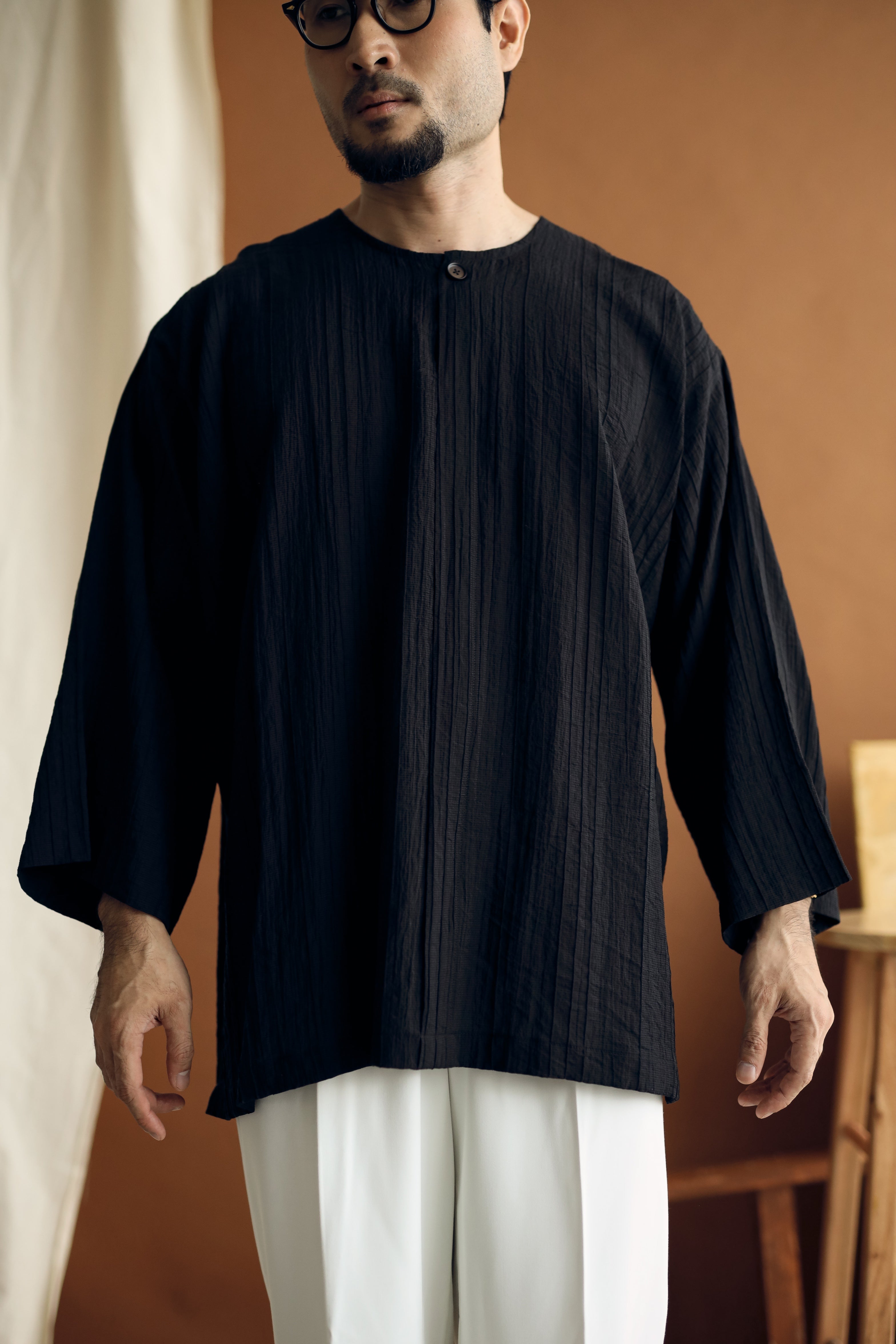 JENTAYU OVERSIZE HITAM | TULUS.HQ