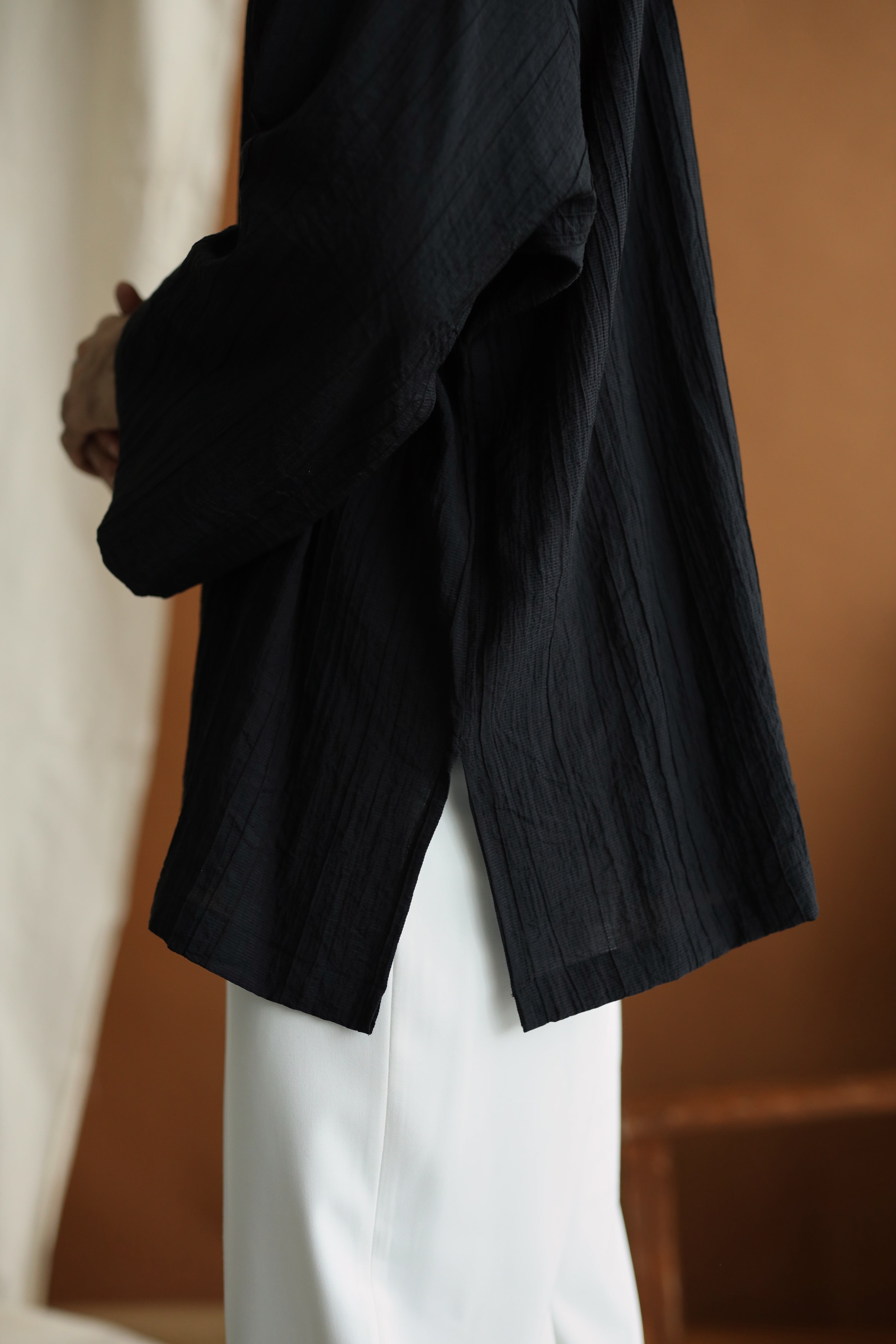 JENTAYU OVERSIZE HITAM | TULUS.HQ
