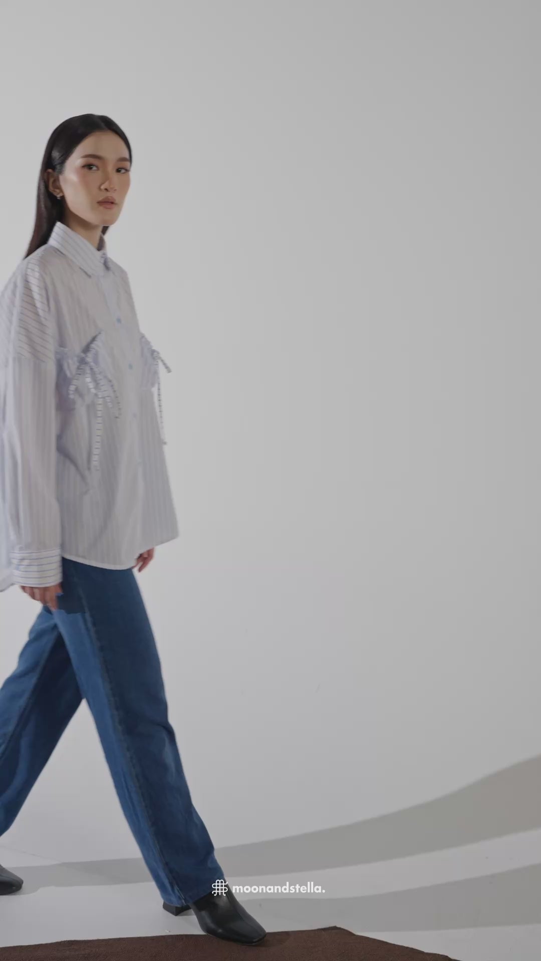 AMELIA CASUAL TOP - SOFT BLUE
