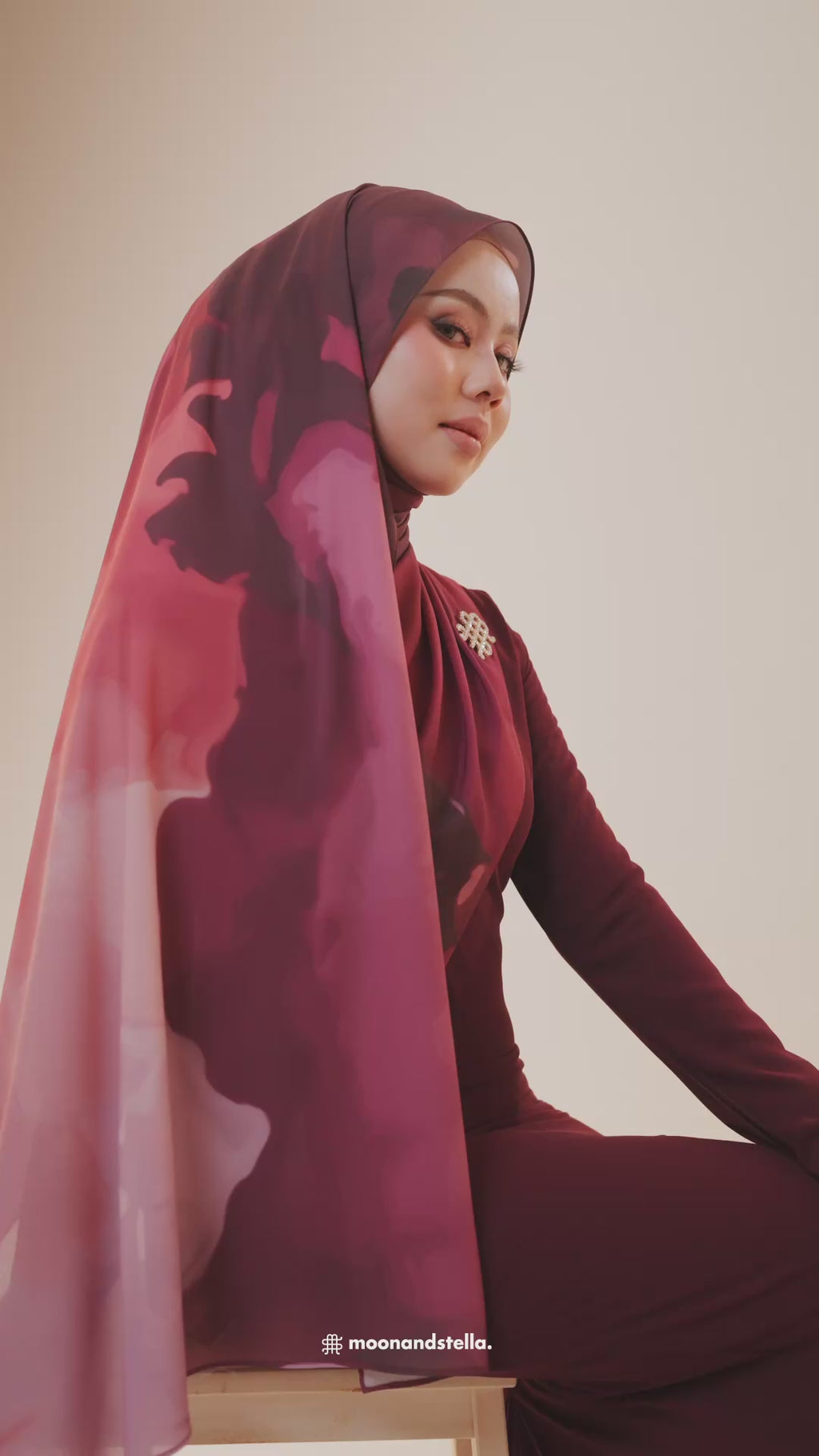 AORA - SAKIRA