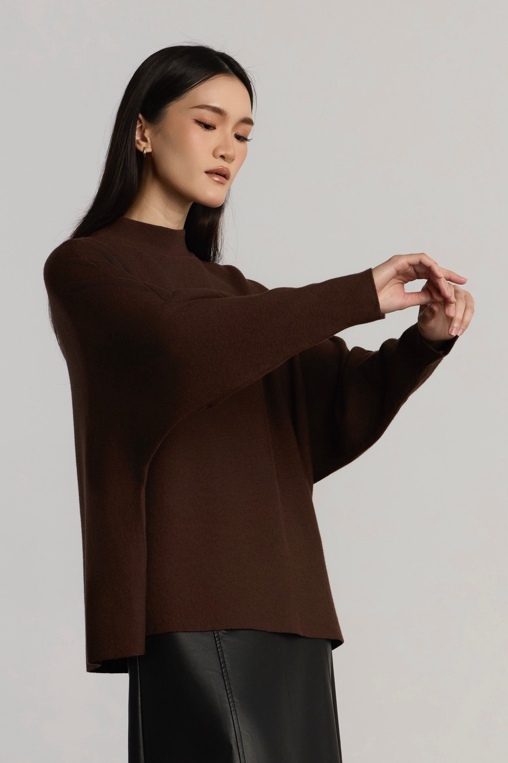 LUNA CASUAL TOP - BROWN