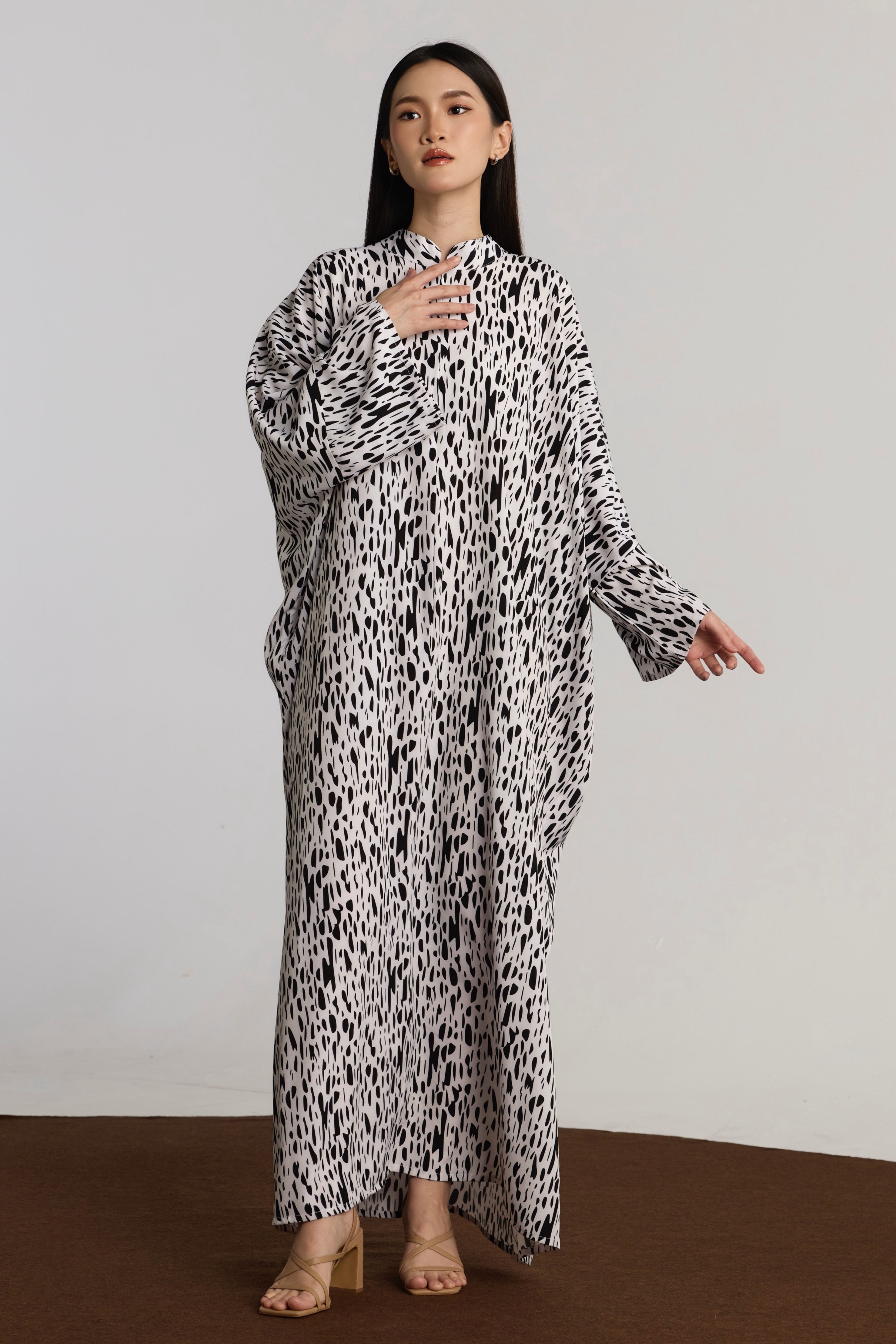 ELLA KAFTAN - BLACK